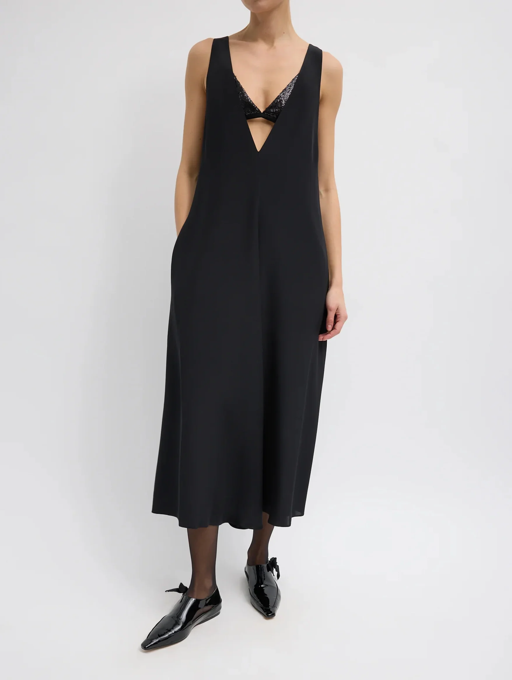 4 Ply Silk V-Neck Dress With Bra in Black - Image 2
