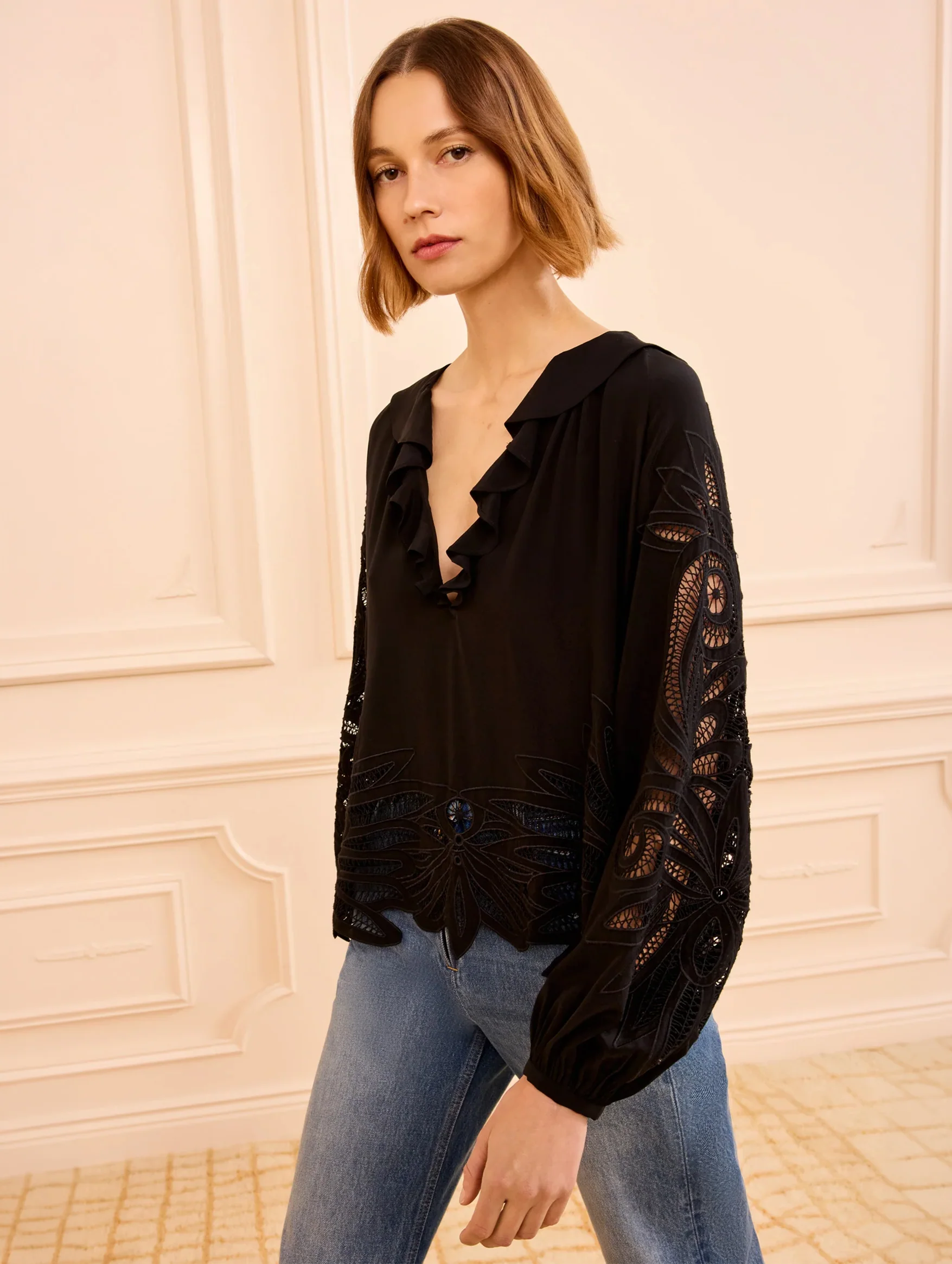 Adonis Silk Applique Blouse in Noir - Image 3