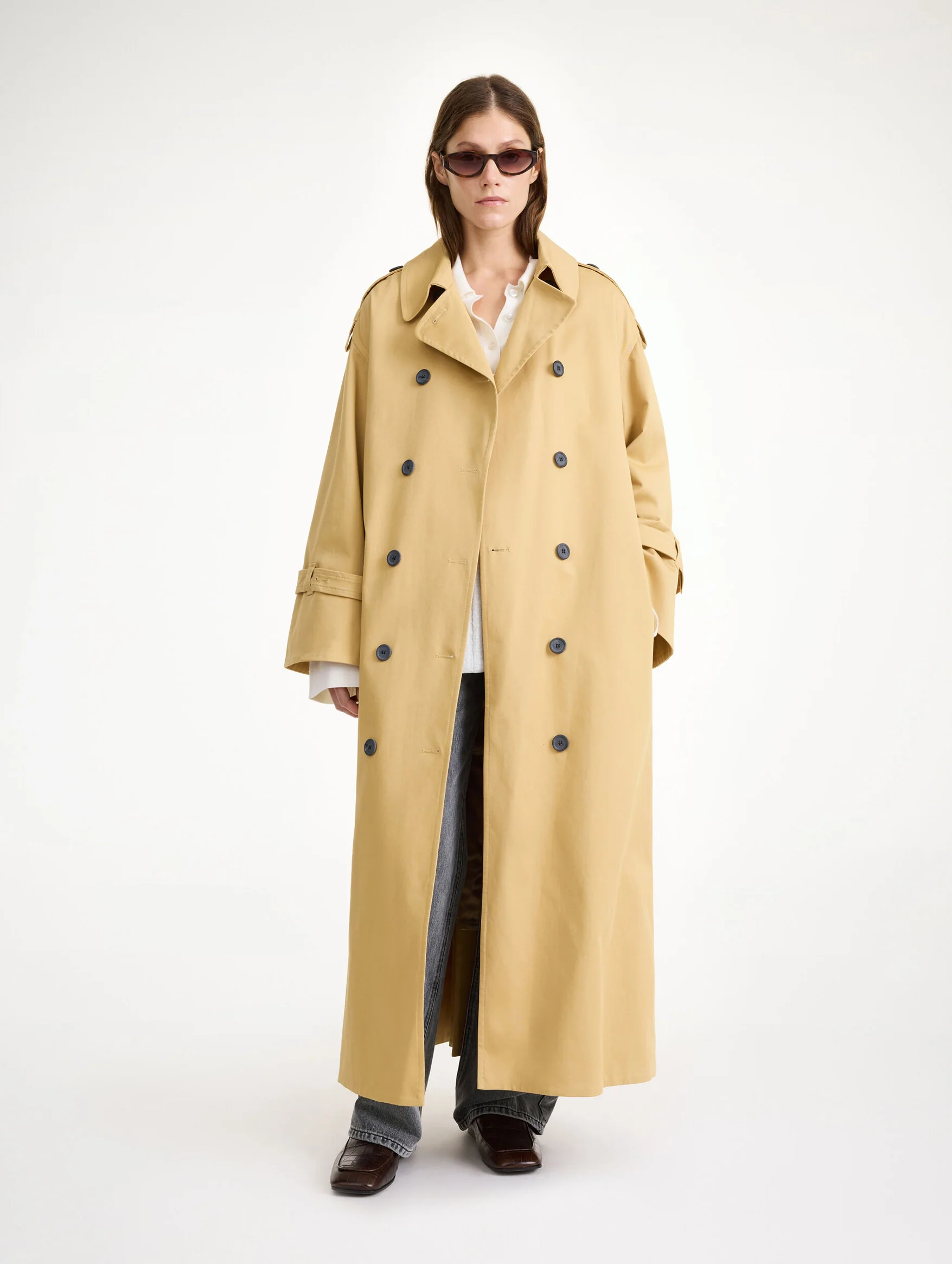 Alanis Trench Coat in Sand Beige - Image 2