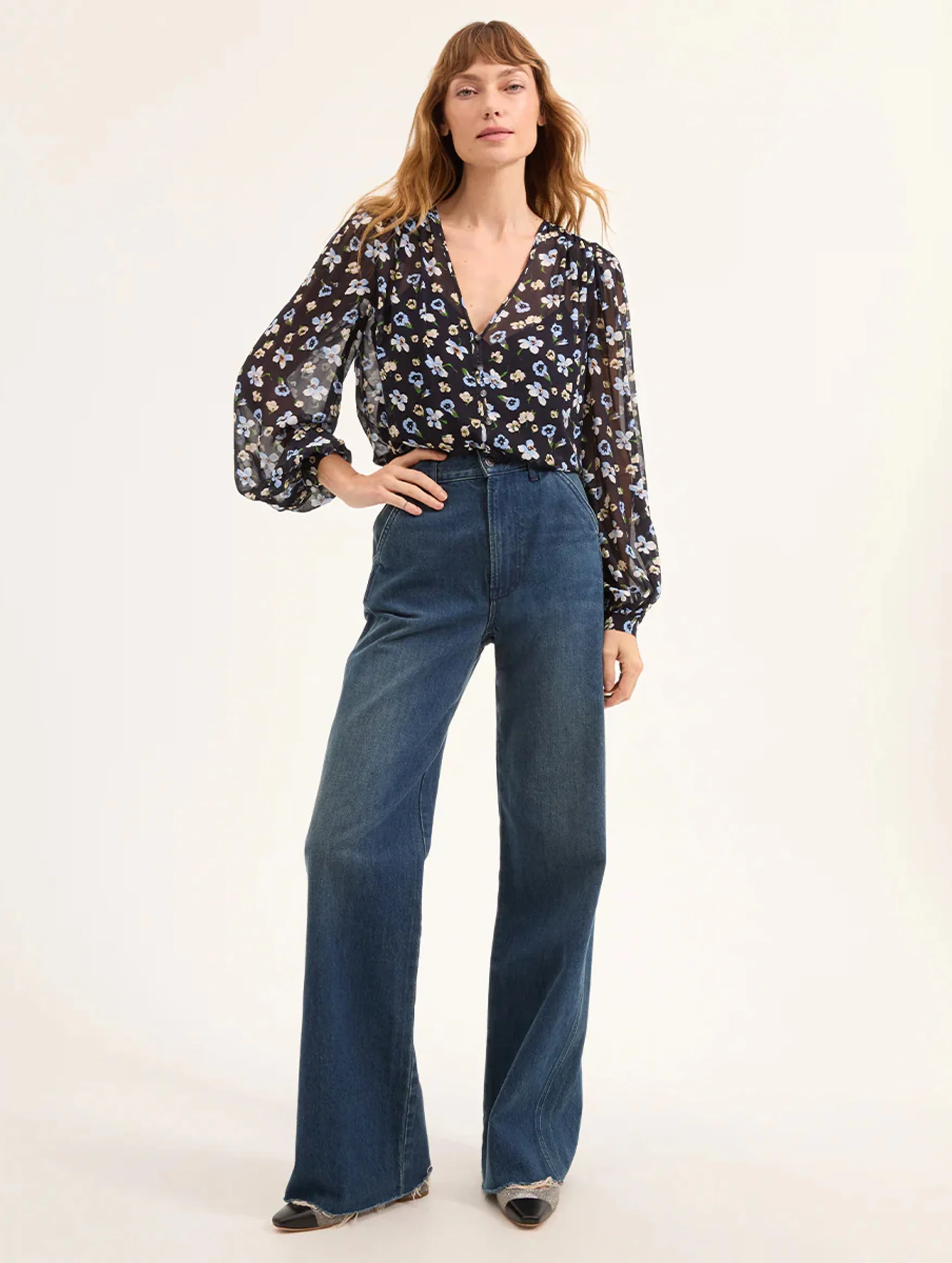 Alec Floral Blouse in Navy - Image 3