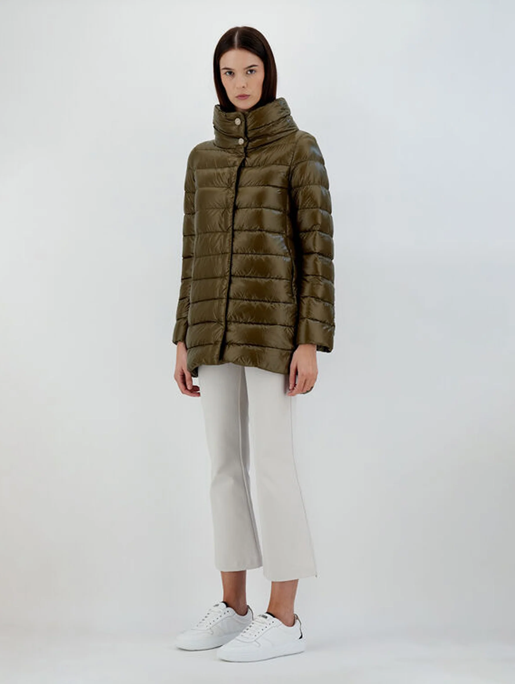 Amelia Ultralight Puffer Jacket in Military Green - Image 4