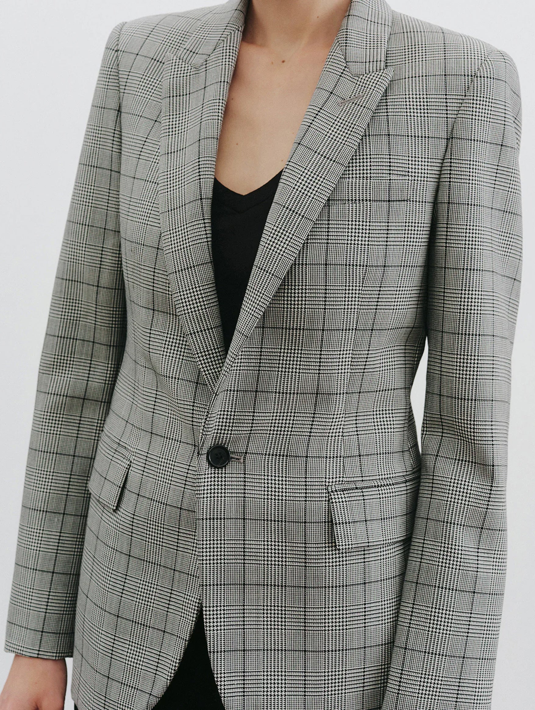 Anabel Wool Tailored Blazer in Black Plaid - Image 4