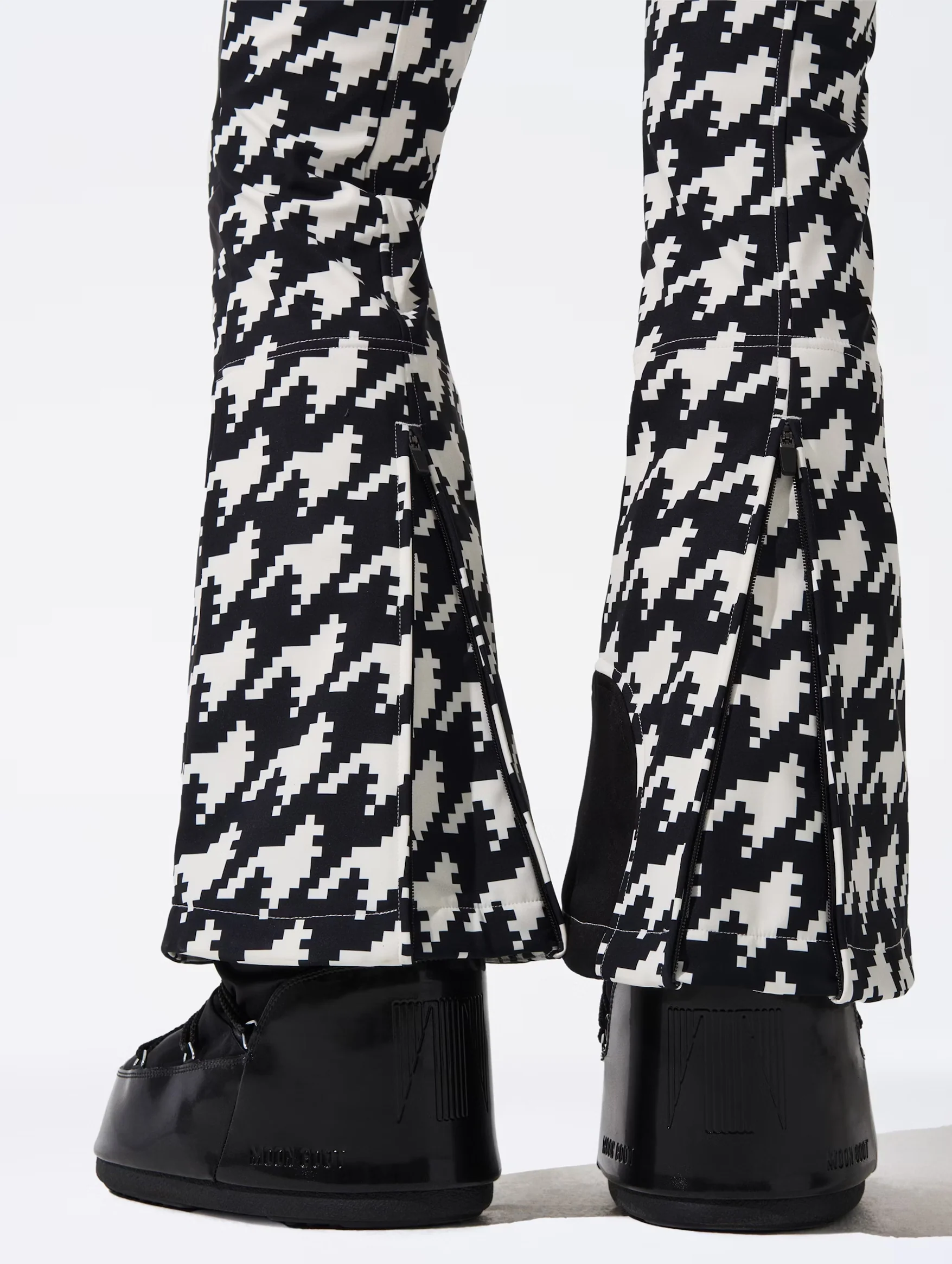 Aurora High-Waist Flare Ski Pants in Houndstooth - Image 5