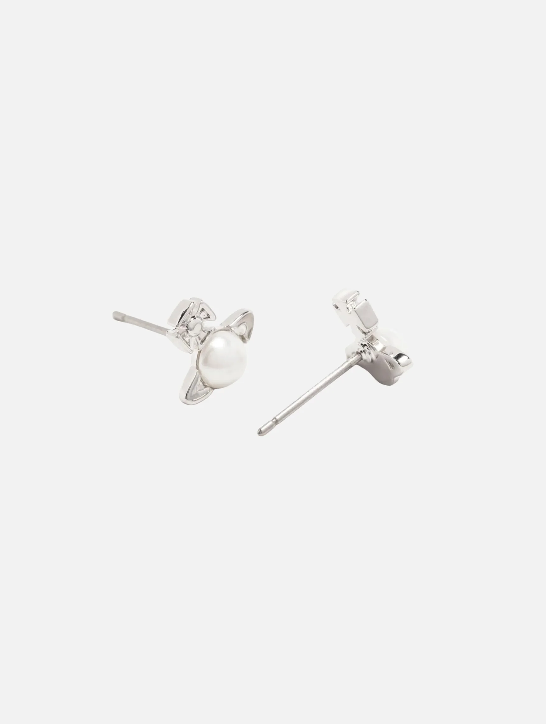 Balbina Earrings in Platinum & Cream Pearl - Image 2
