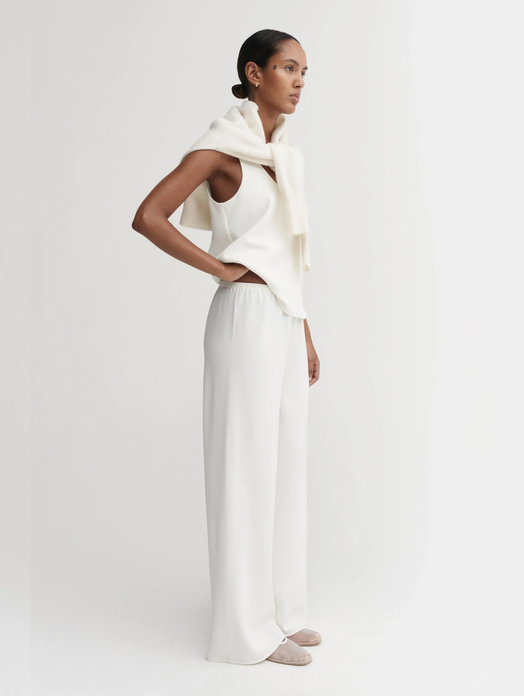Bea Crepe Pants in Cream - Image 5