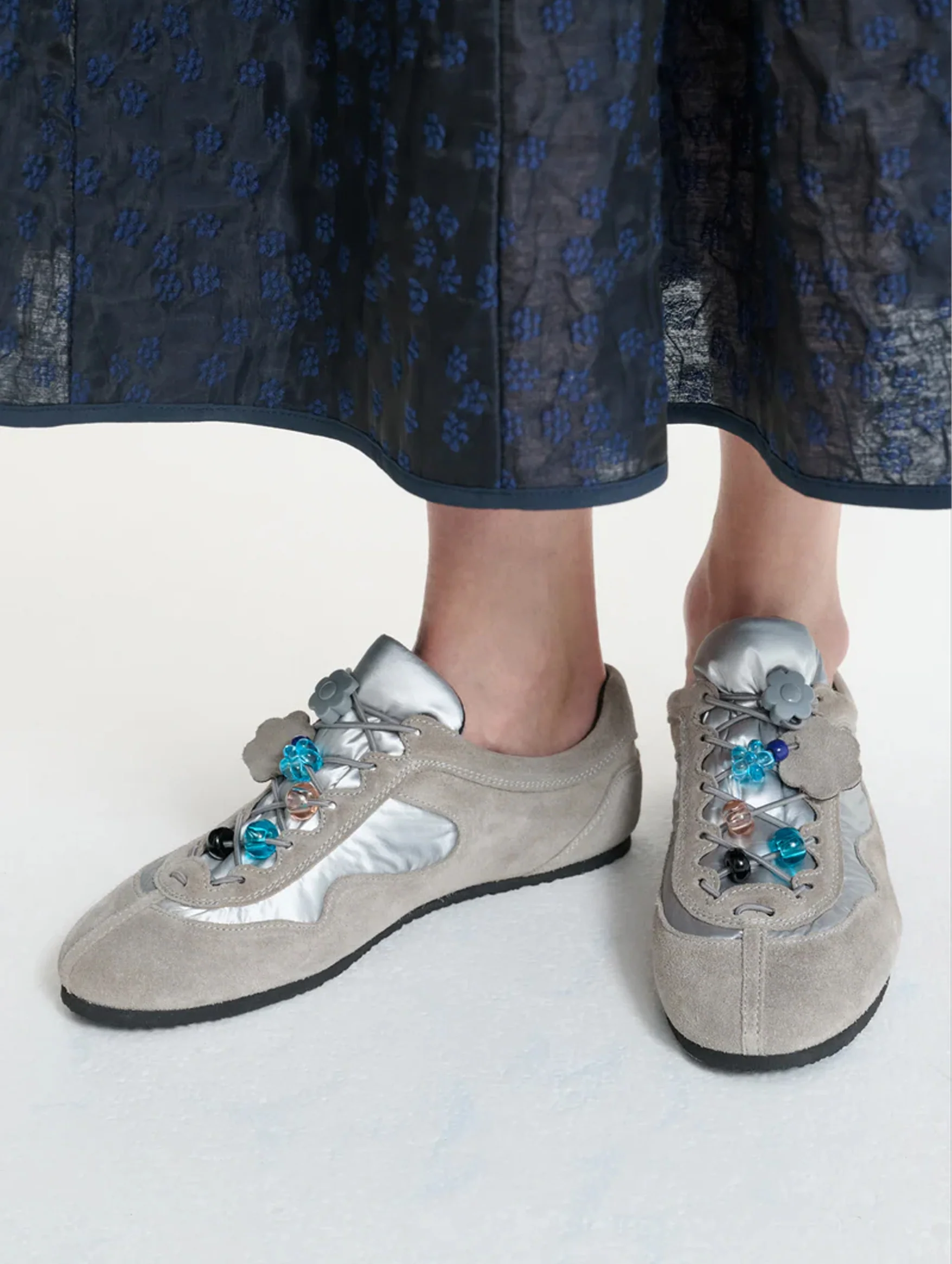 Blaise Sneakers in Light Grey and Silver - Image 2