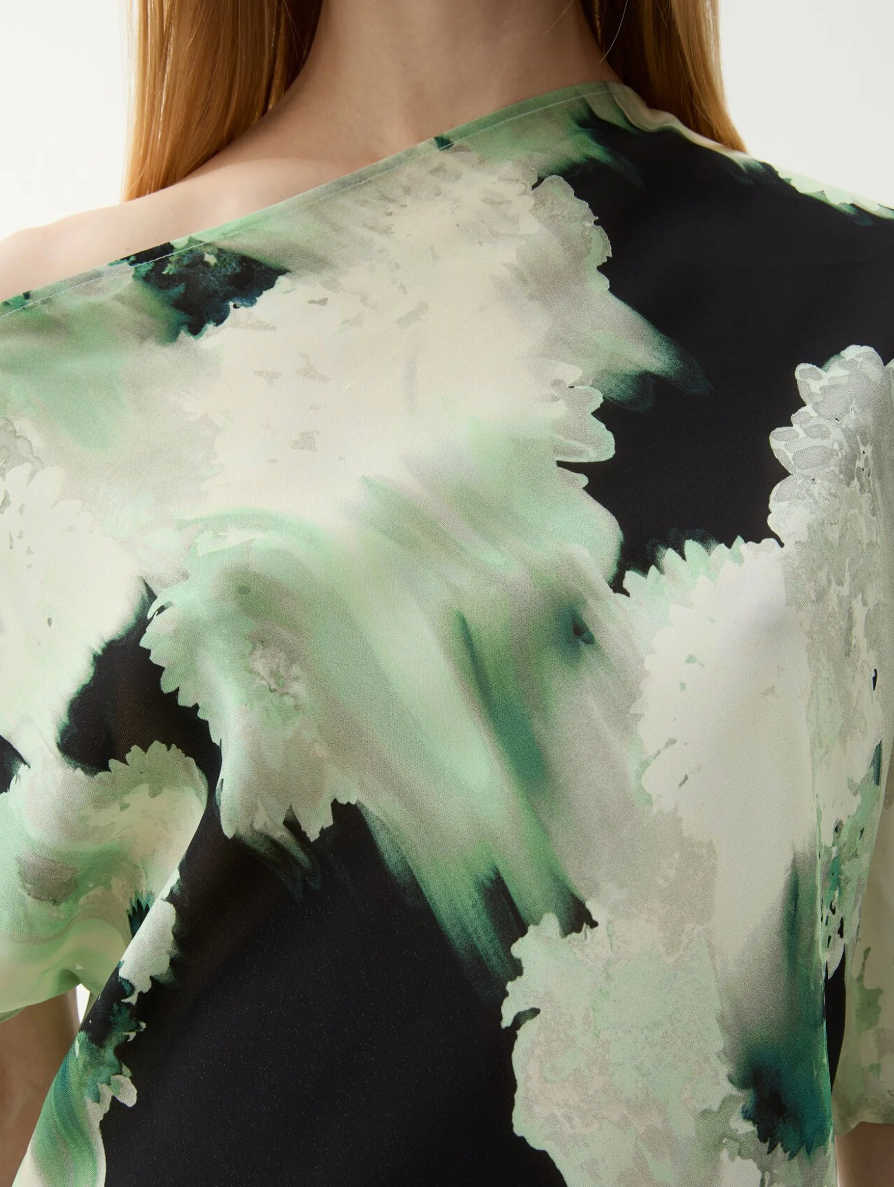 Bono Drape Blouse in Blurry Flower Green - Image 4