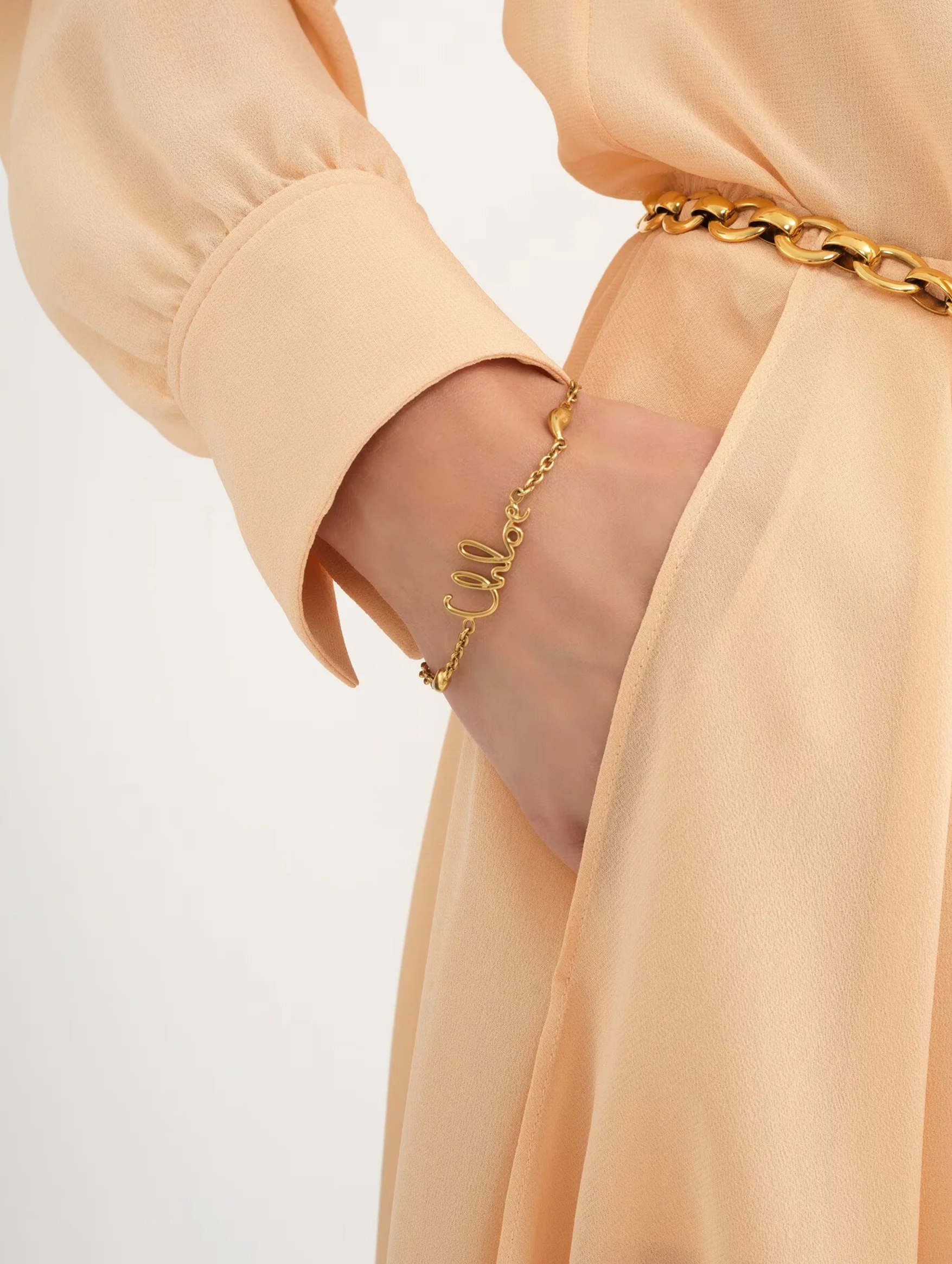 The Chloé Iconic Bracelet in Vintage Gold - Image 2