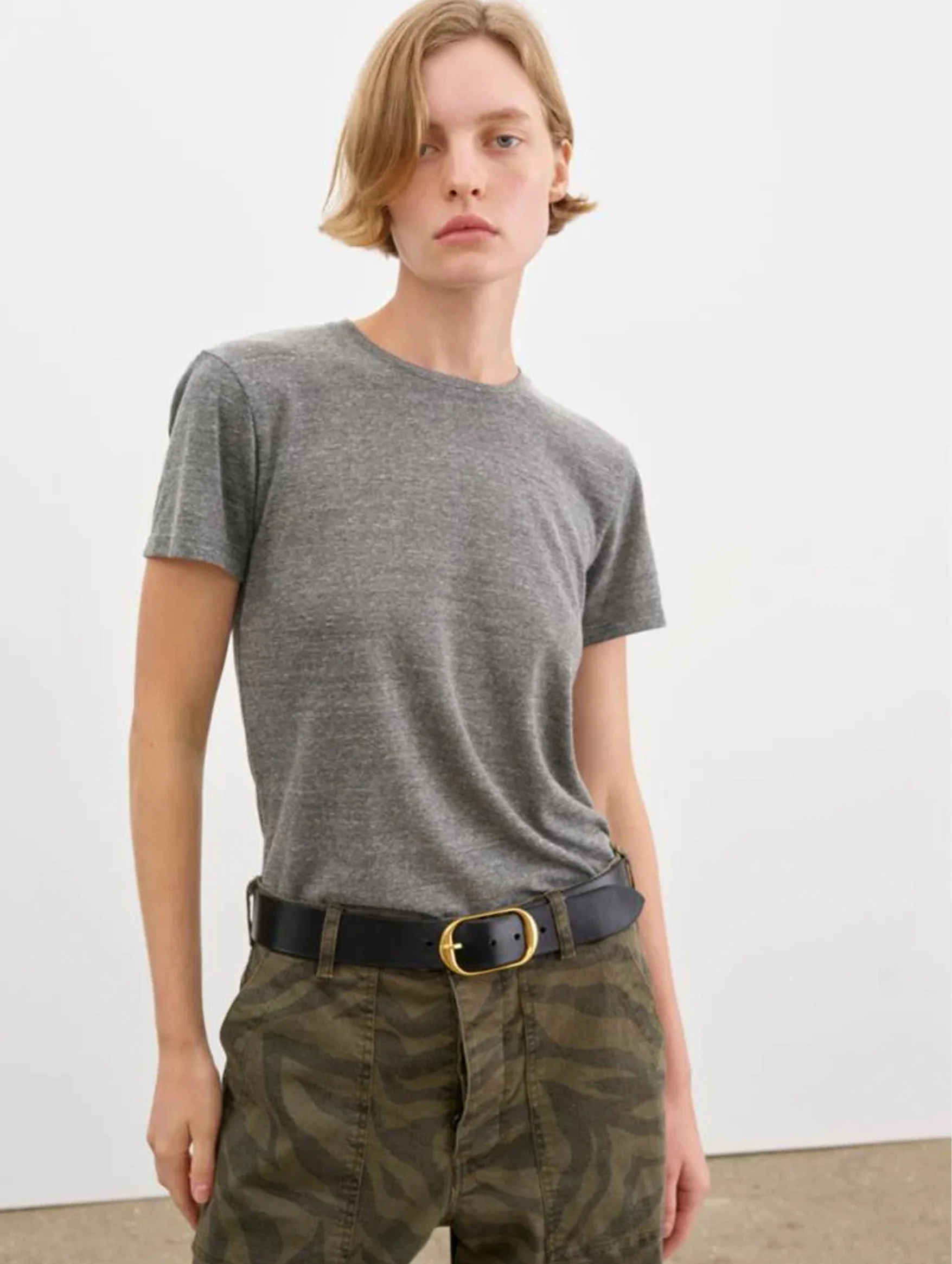 Brady Tee in Heather Grey - Image 2