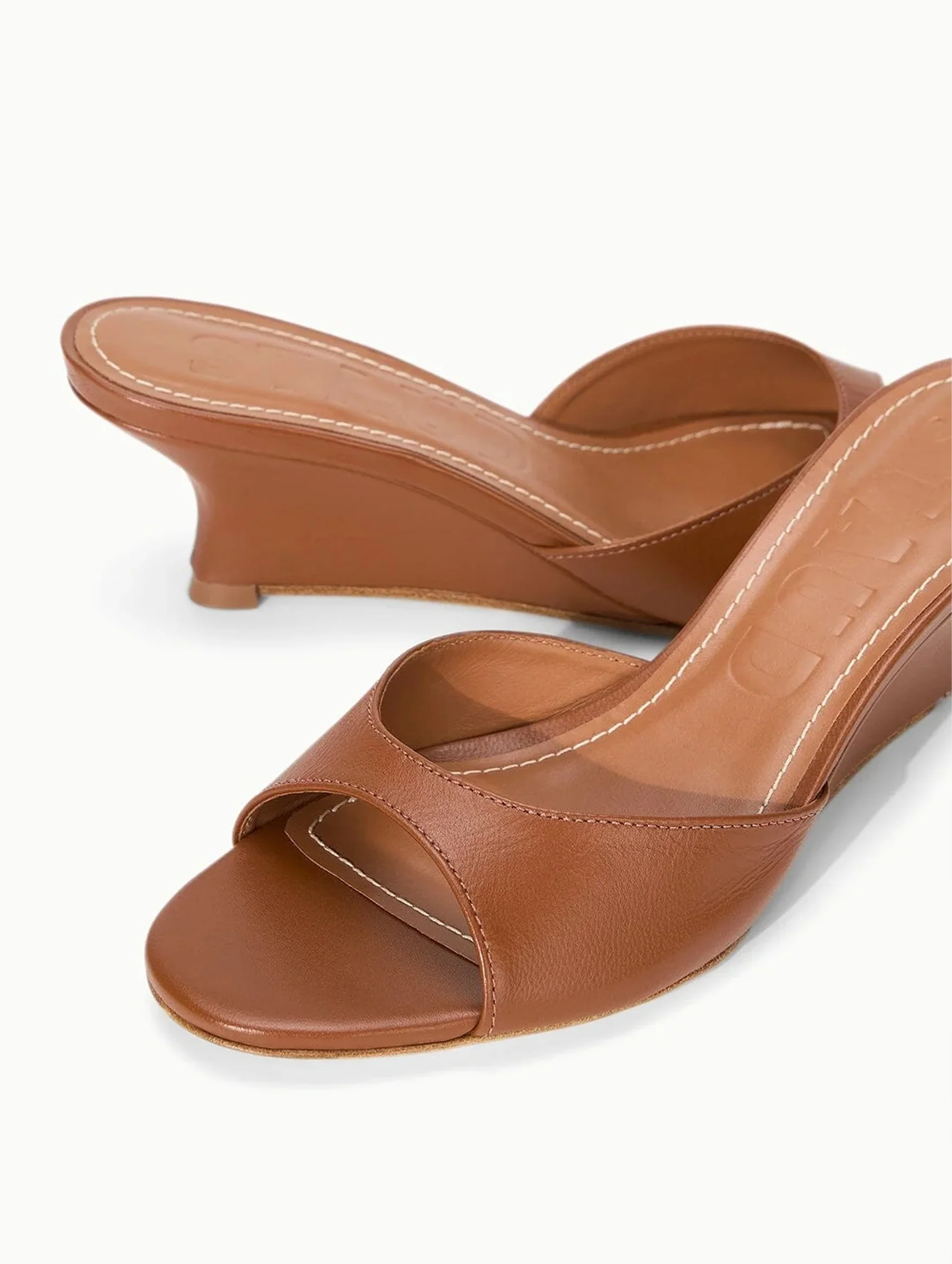 Brigitte Wedge in Tabac - Image 2