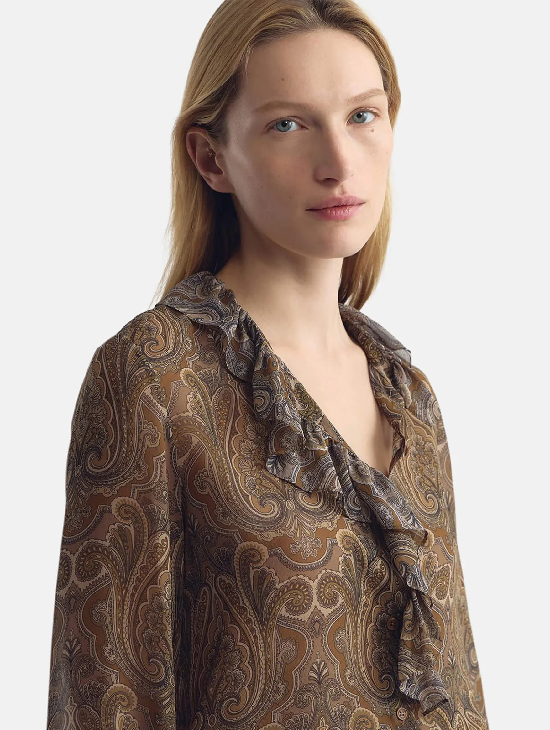 Cecily Shirt in Khaki Paisley - Image 4