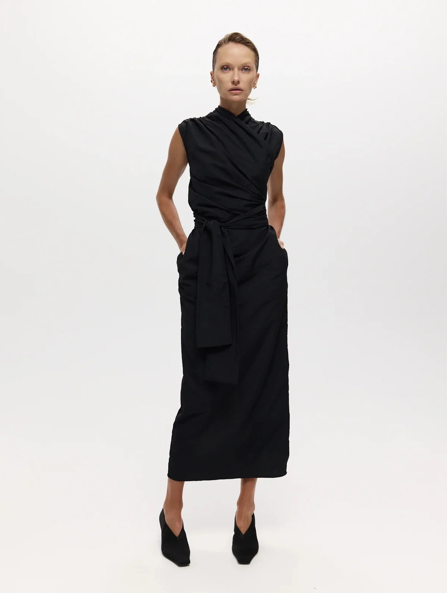 Chaimberlain Dress in Black - Image 2