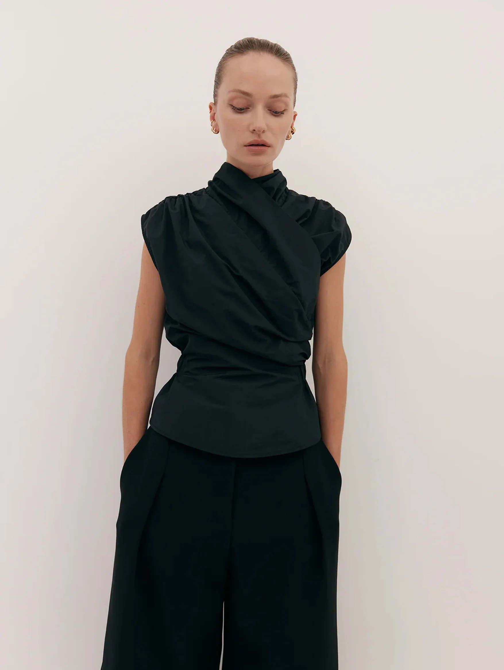 Chaimberlain Top in Black - Image 2