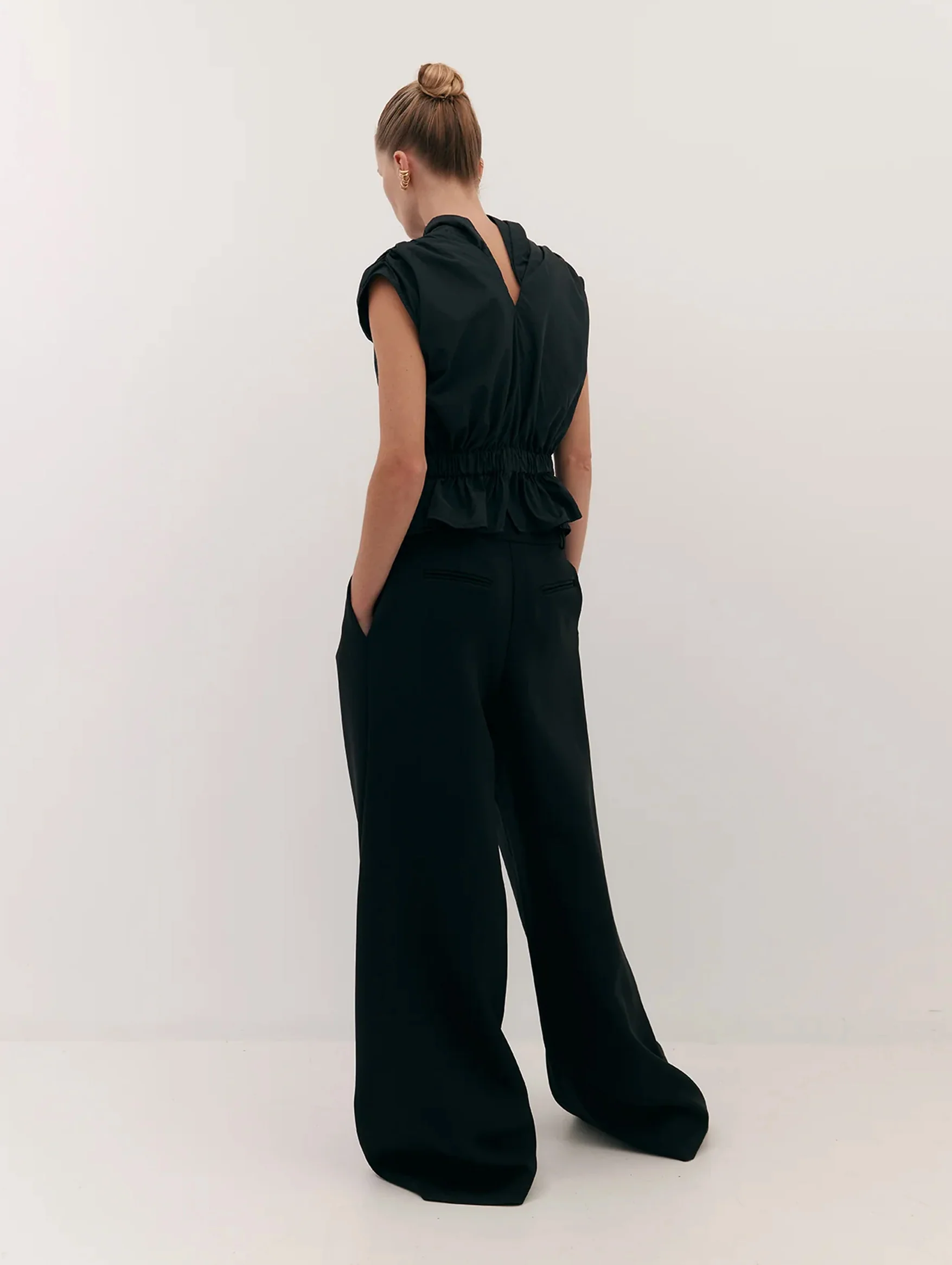Chaimberlain Top in Black - Image 5