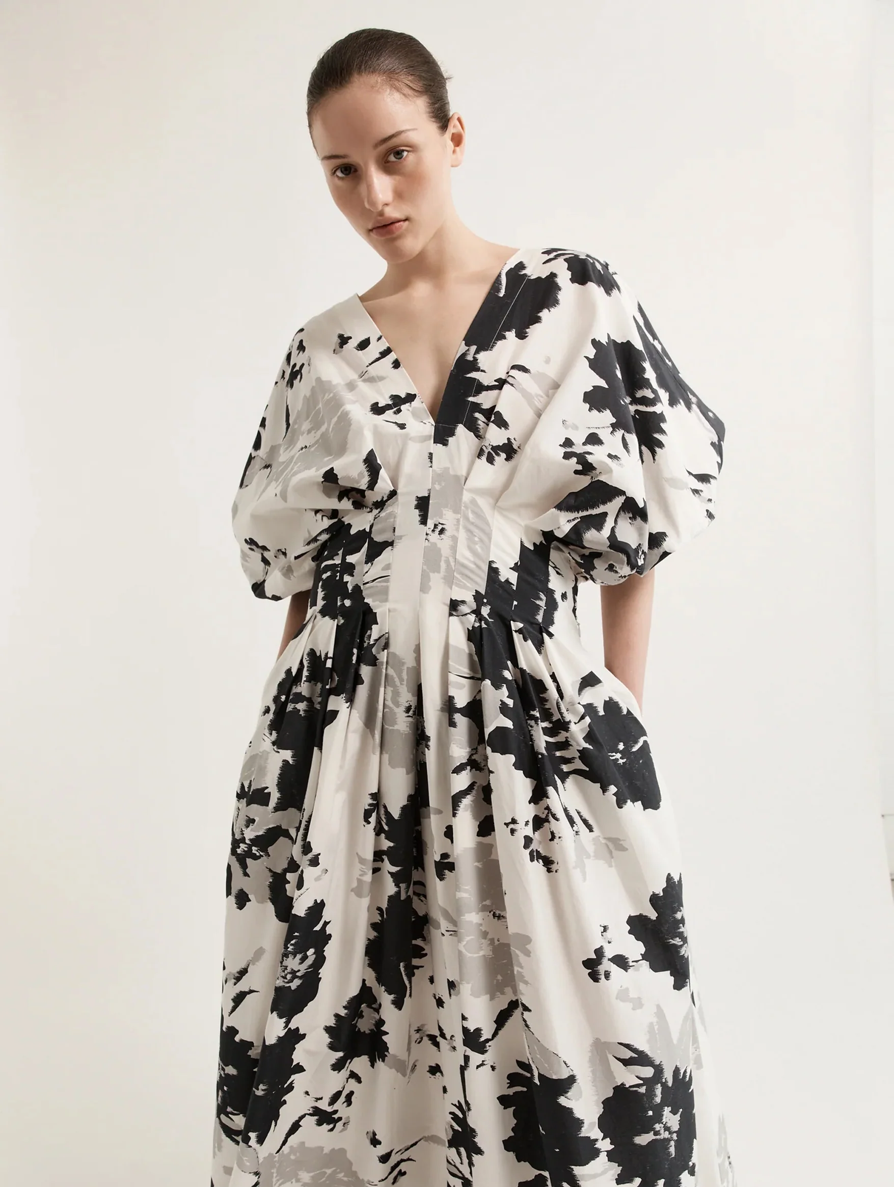 Cherry Dress in White Floral - Image 4