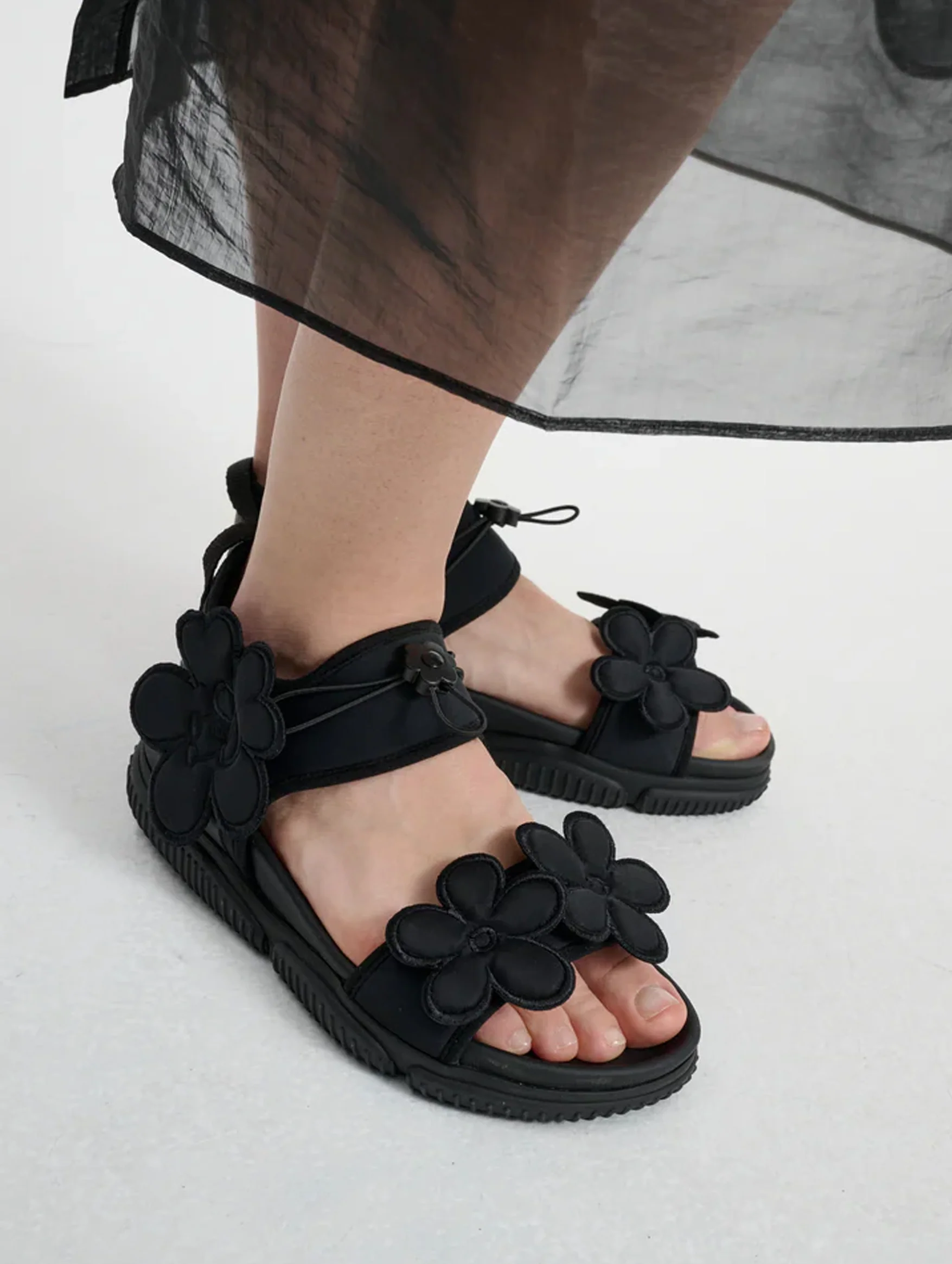 Cilla Sandals in Black - Image 4