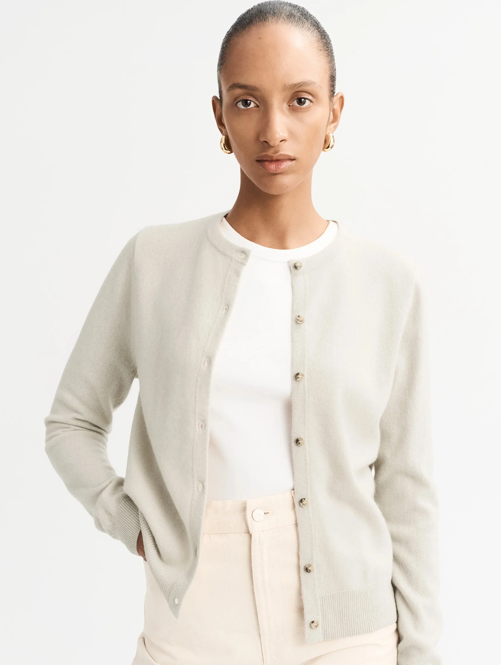 Classic Cashmere Cardigan in Chalk - Image 3