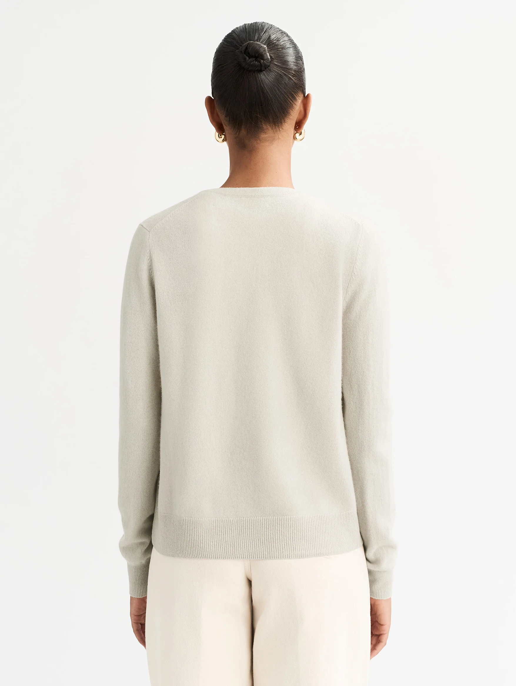 Classic Cashmere Cardigan in Chalk - Image 5