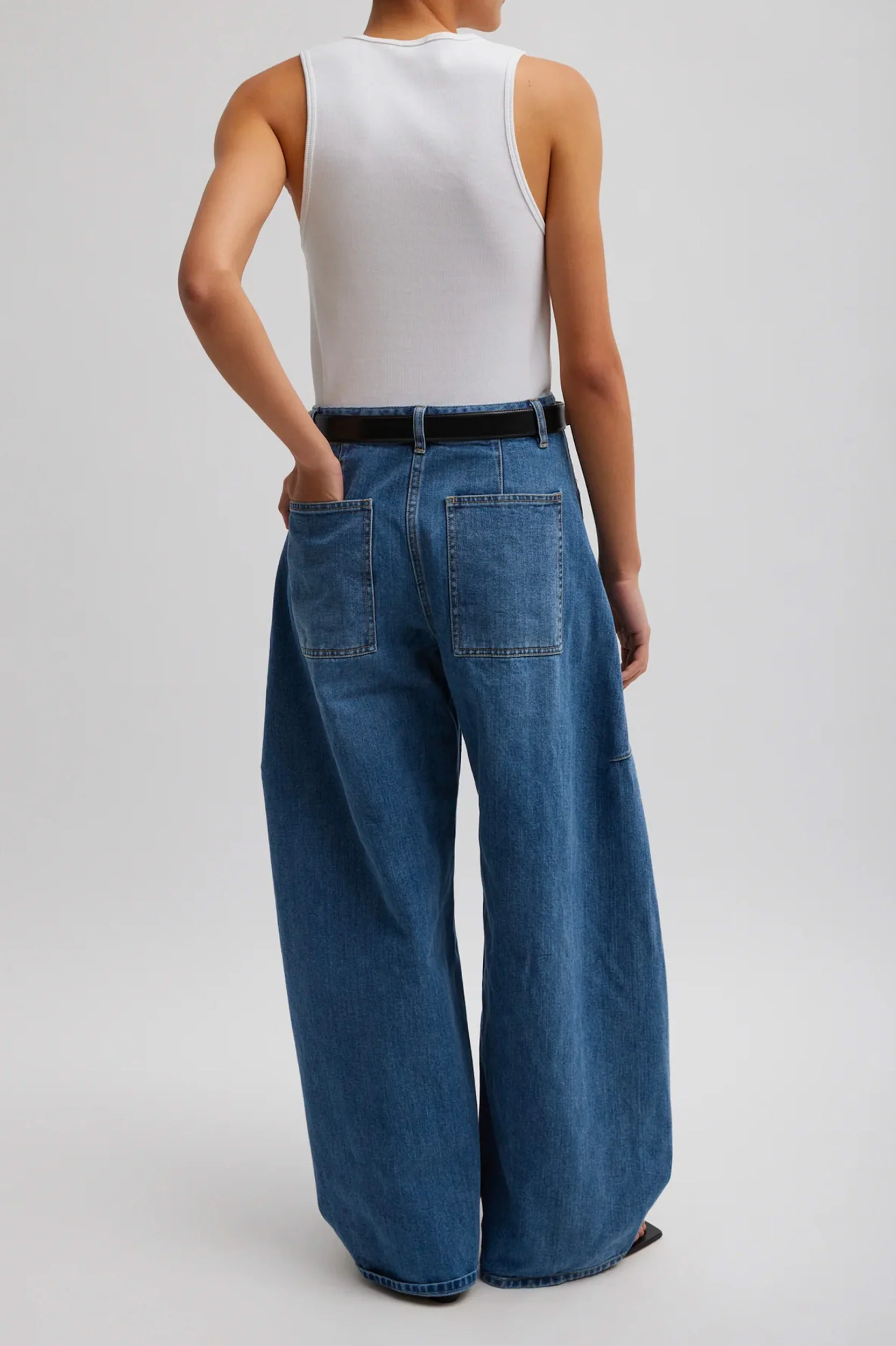 Classic Wash Denim Sid Jean - Short - Image 5