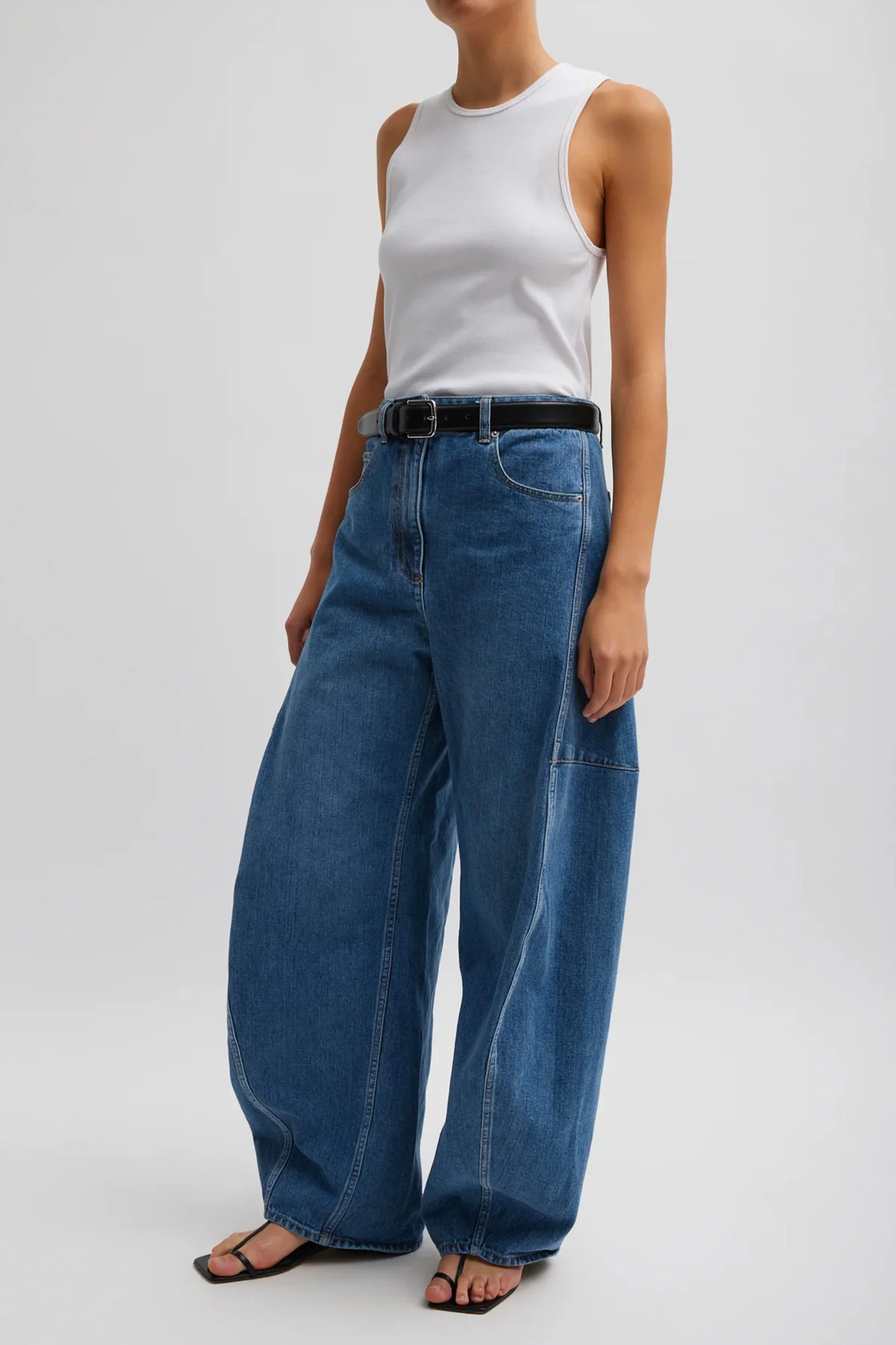 Classic Wash Denim Sid Jean - Short - Image 6