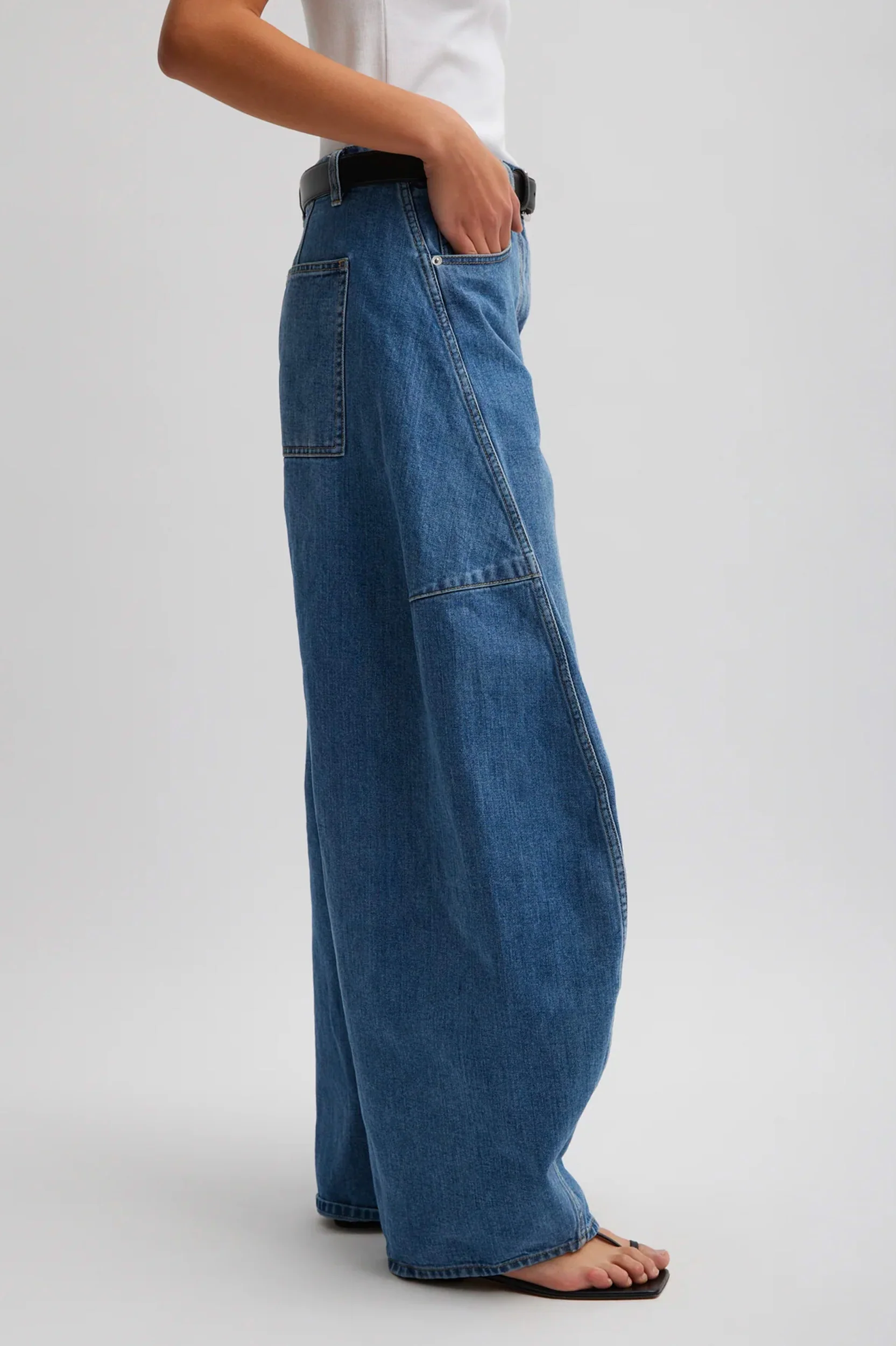 Classic Wash Denim Sid Jean - Regular - Image 4