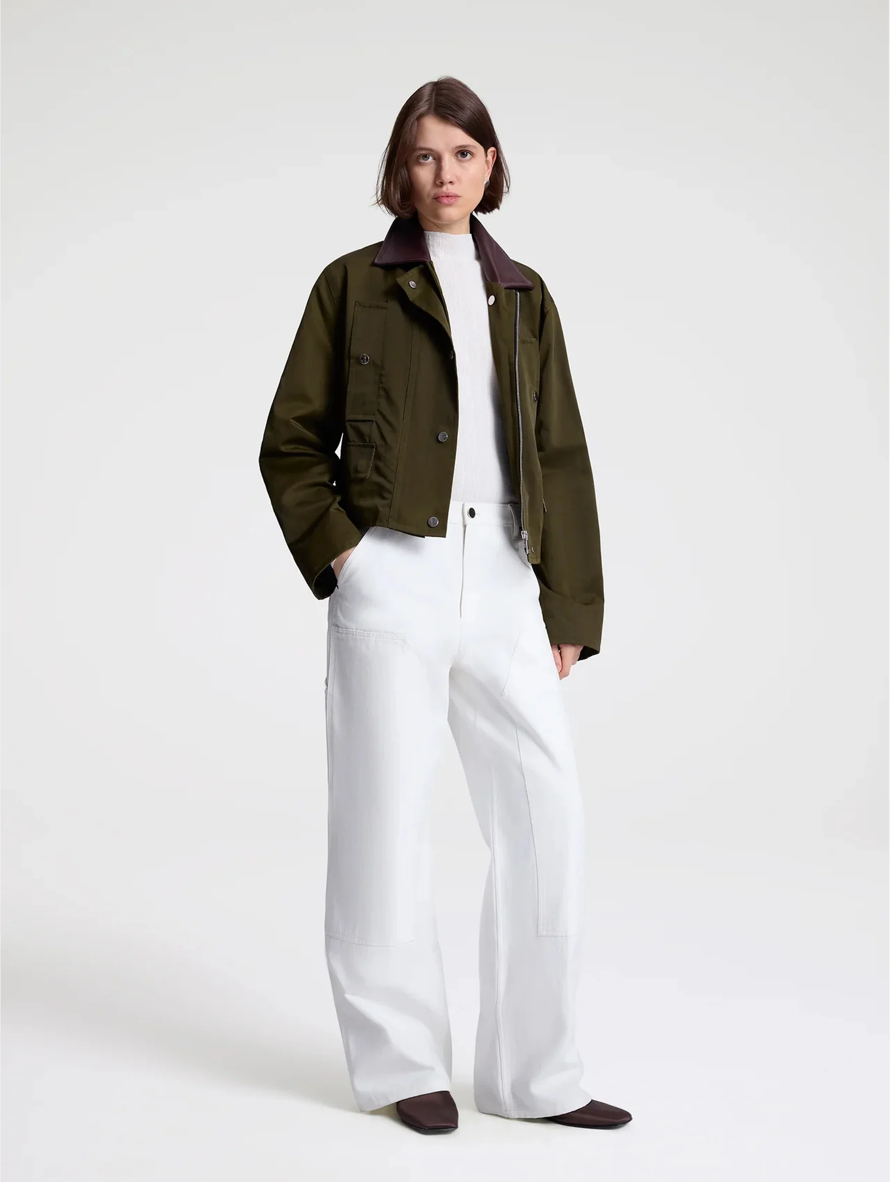 Colton Oil Cloth Jacket in Military Green - Image 3