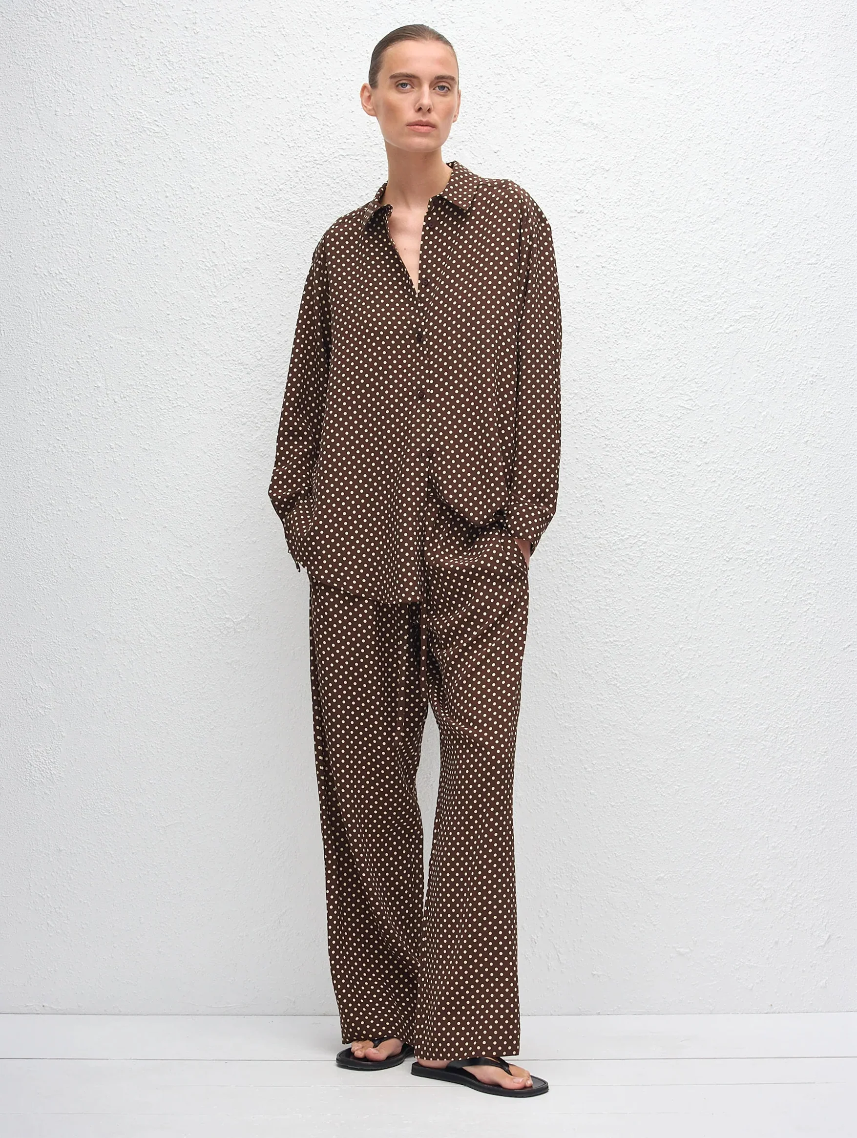 Drawstring Trouser in Polka Dot Chocolate - Image 4