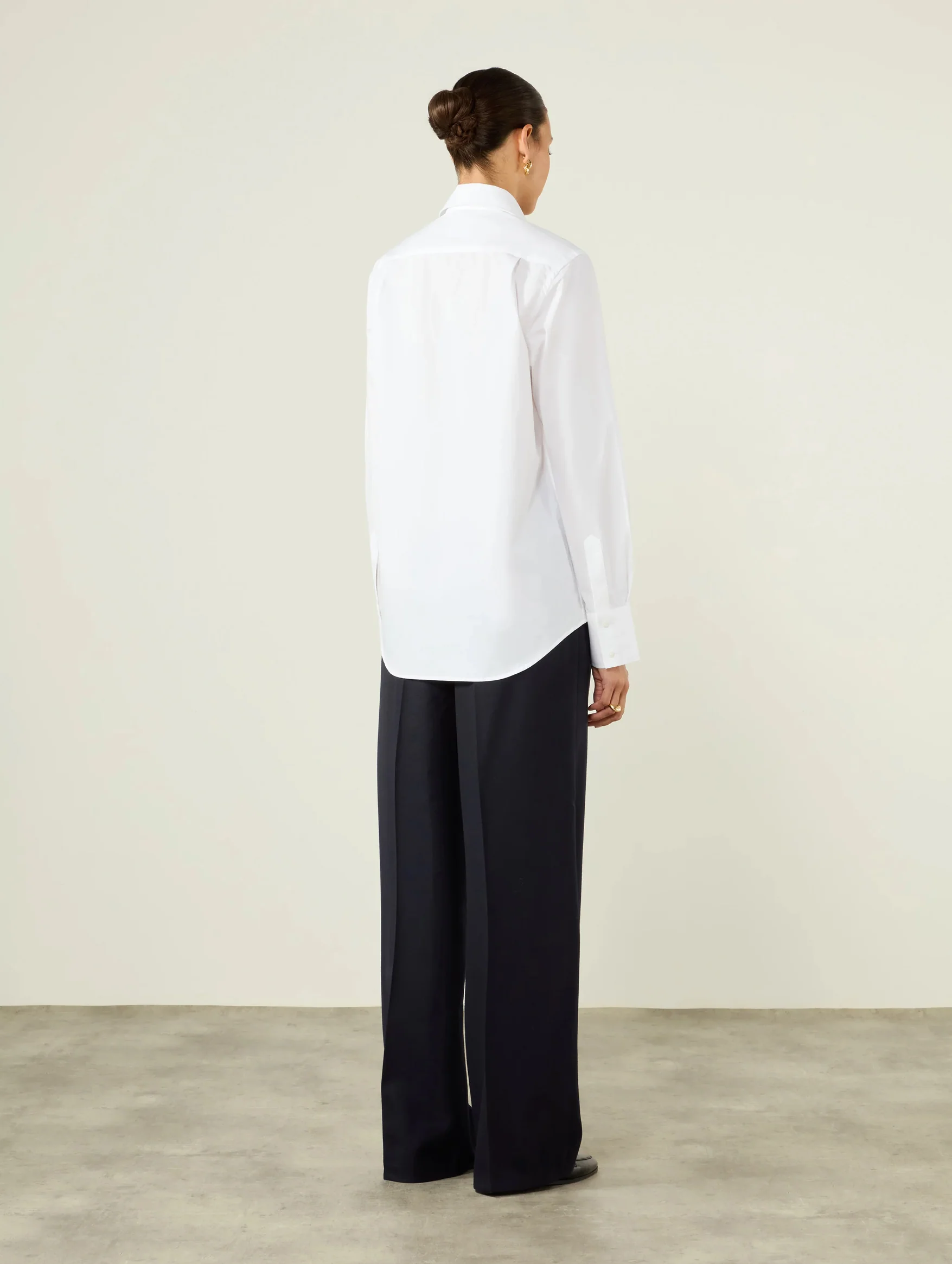 The Dress Shirt in White - Image 6