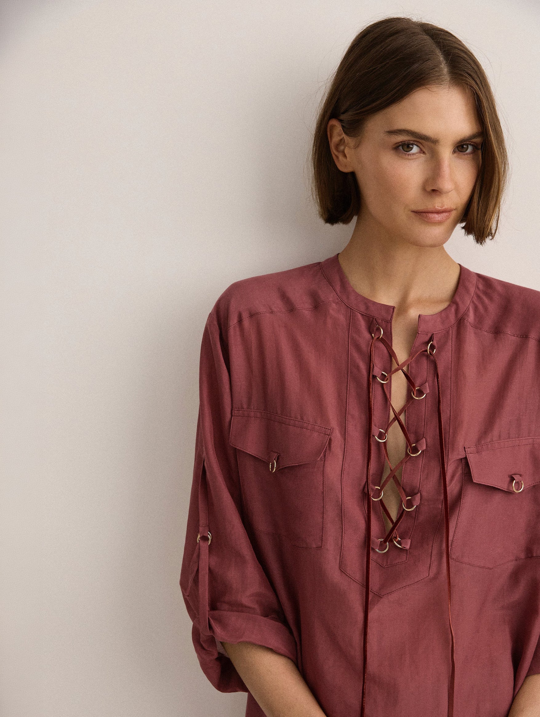 Eyelet Kaftan in Plum - Image 2