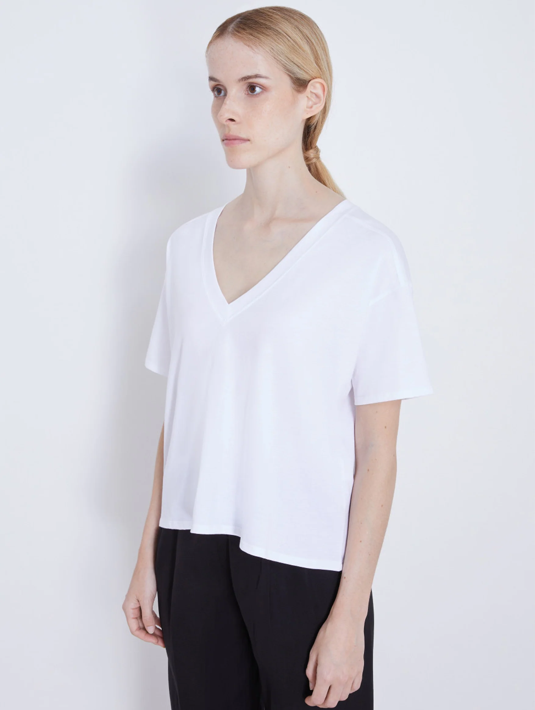 Faaa V T-Shirt in White - Image 3