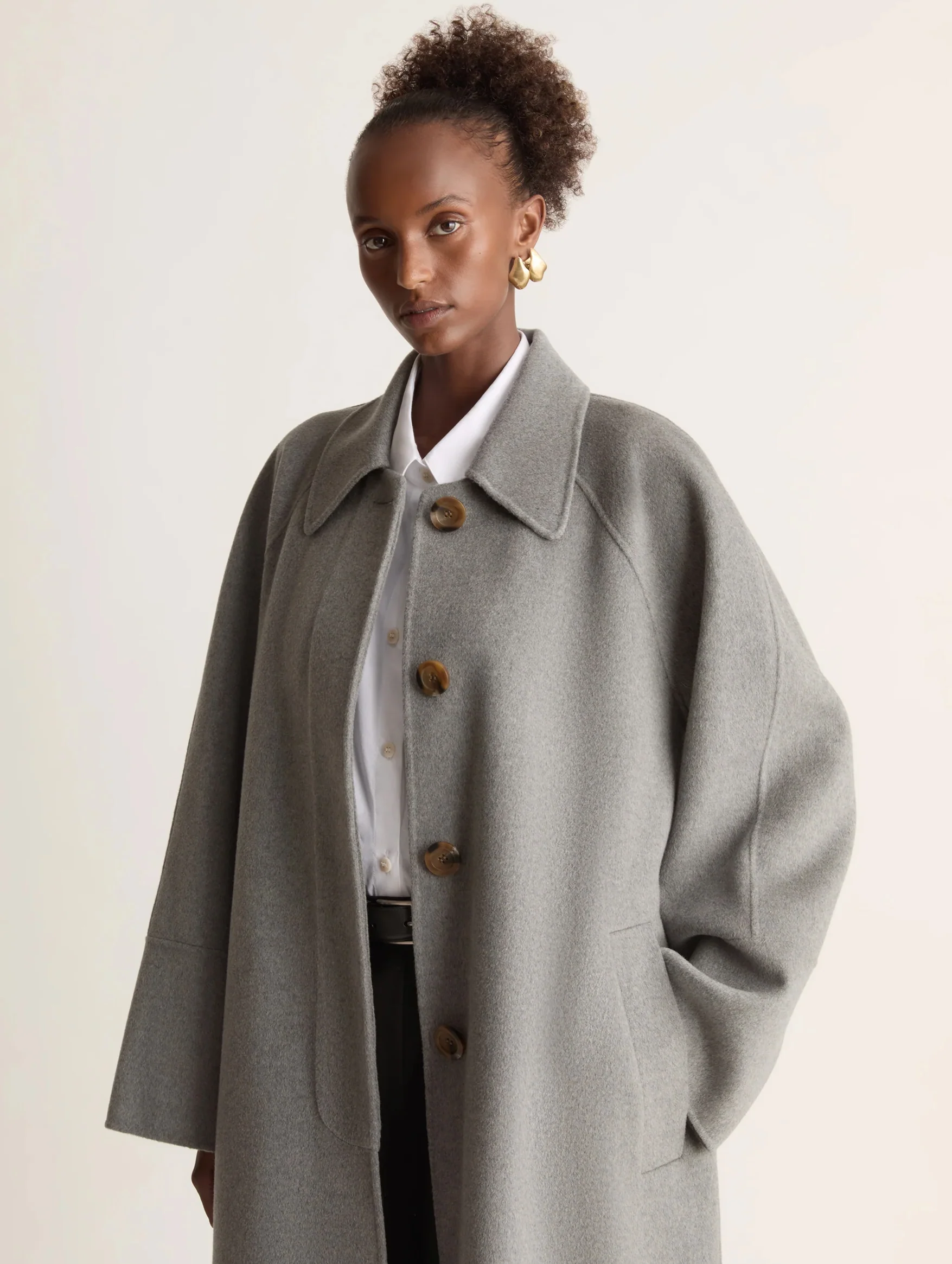 Florentine Cashmere Car Coat in Grey Marle - Image 6
