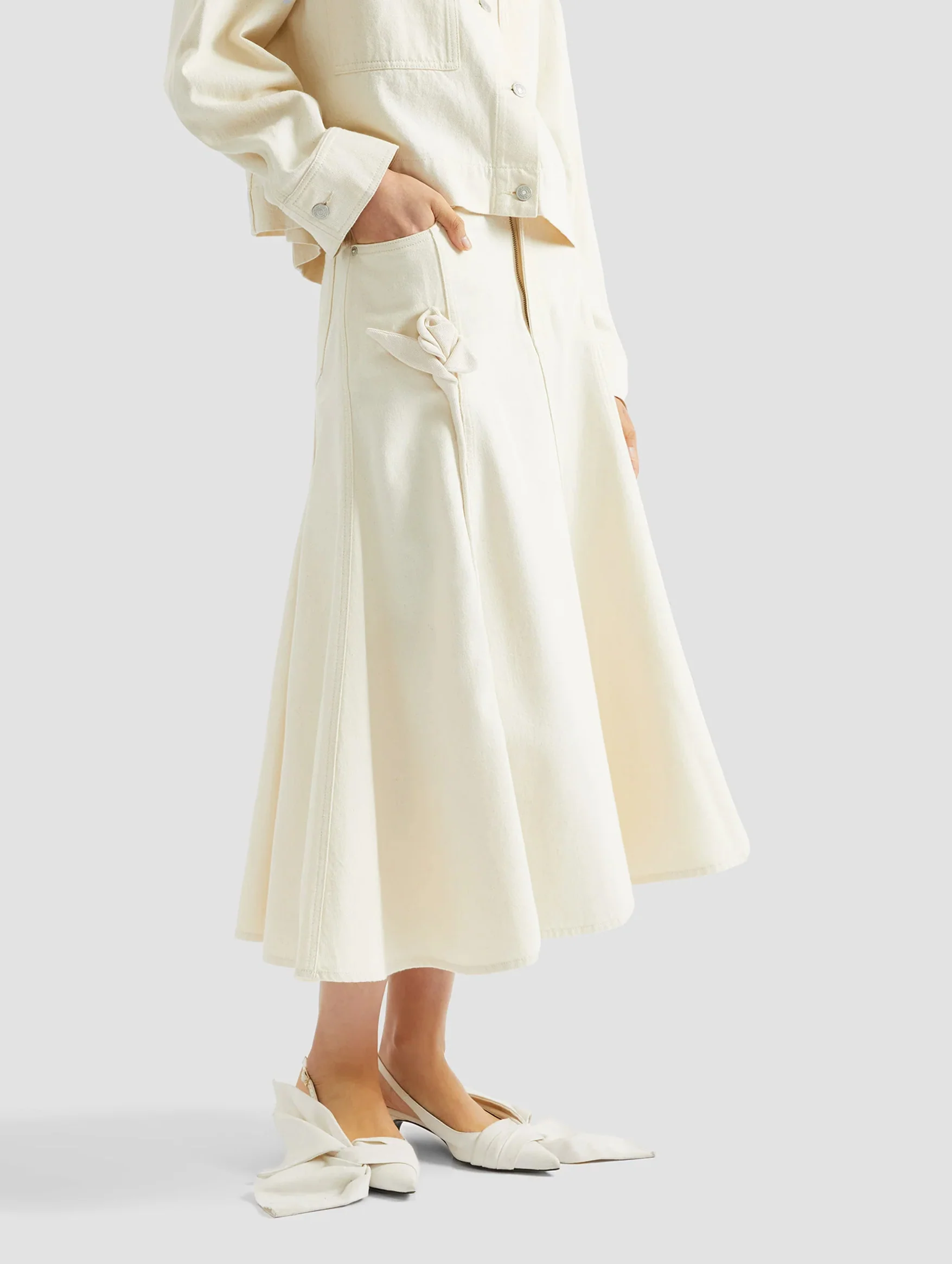 Fluted Midi Skirt in Ecru - Image 4