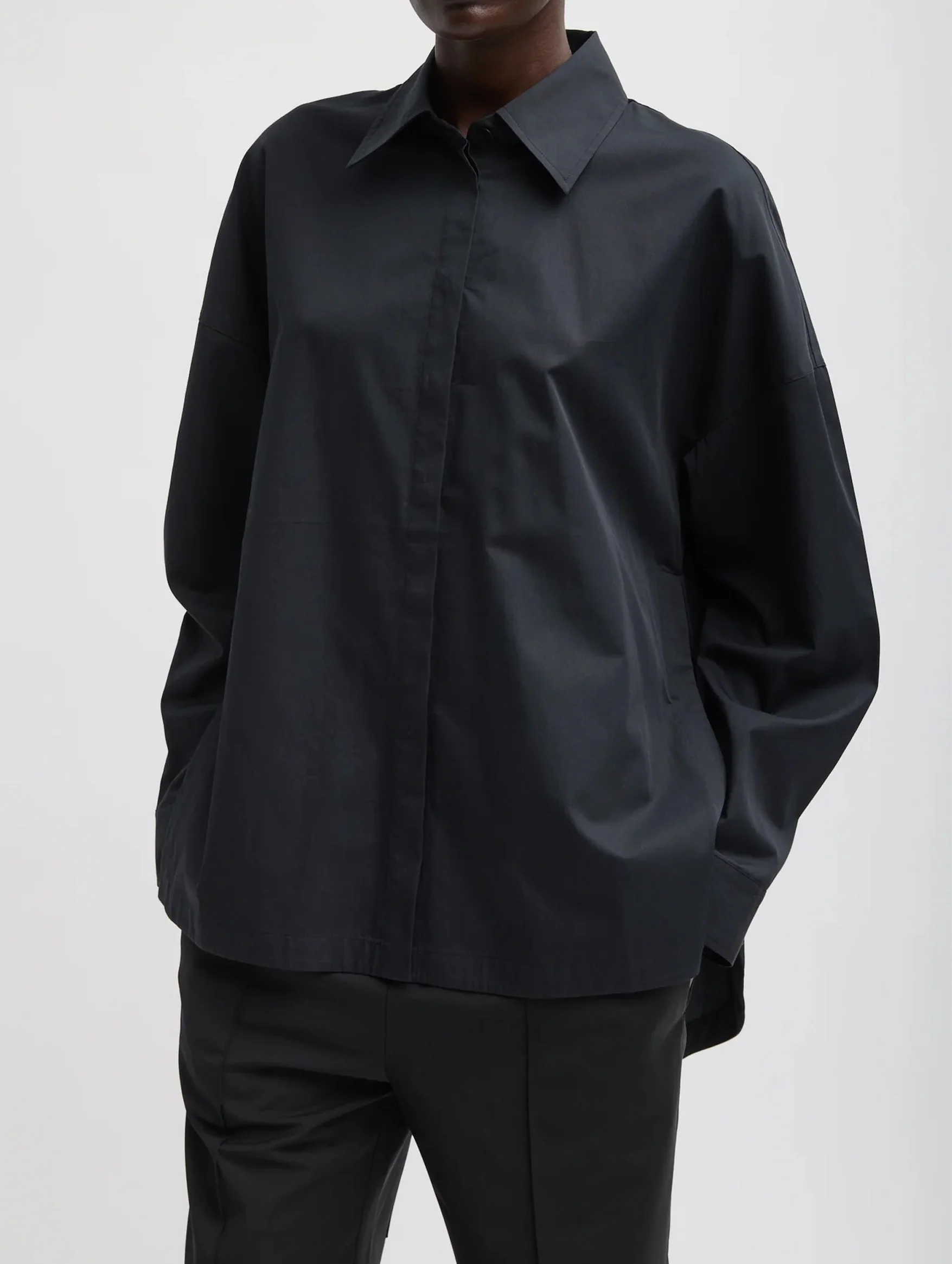 Gabe Oversized Shirt in Black