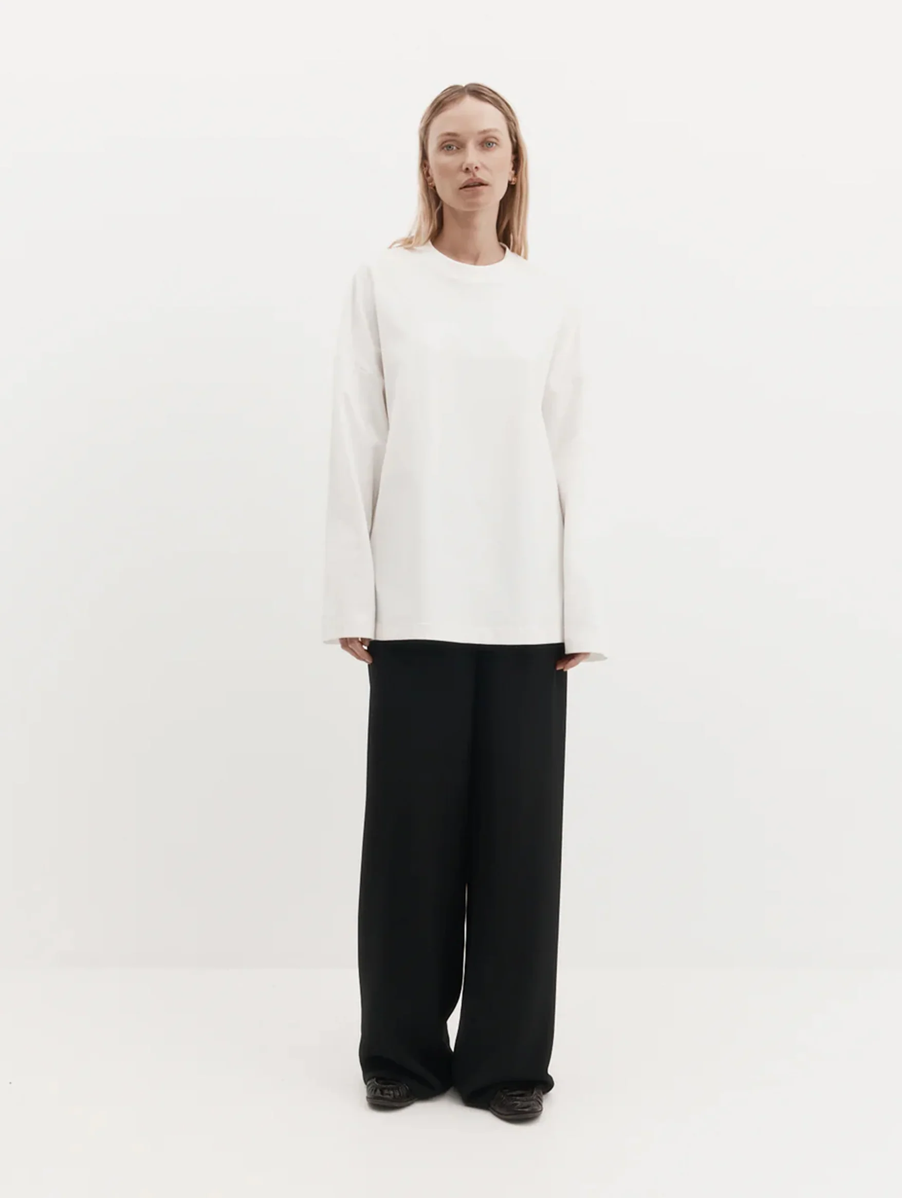 Gibson Long Sleeve T-Shirt in Ivory - Image 2