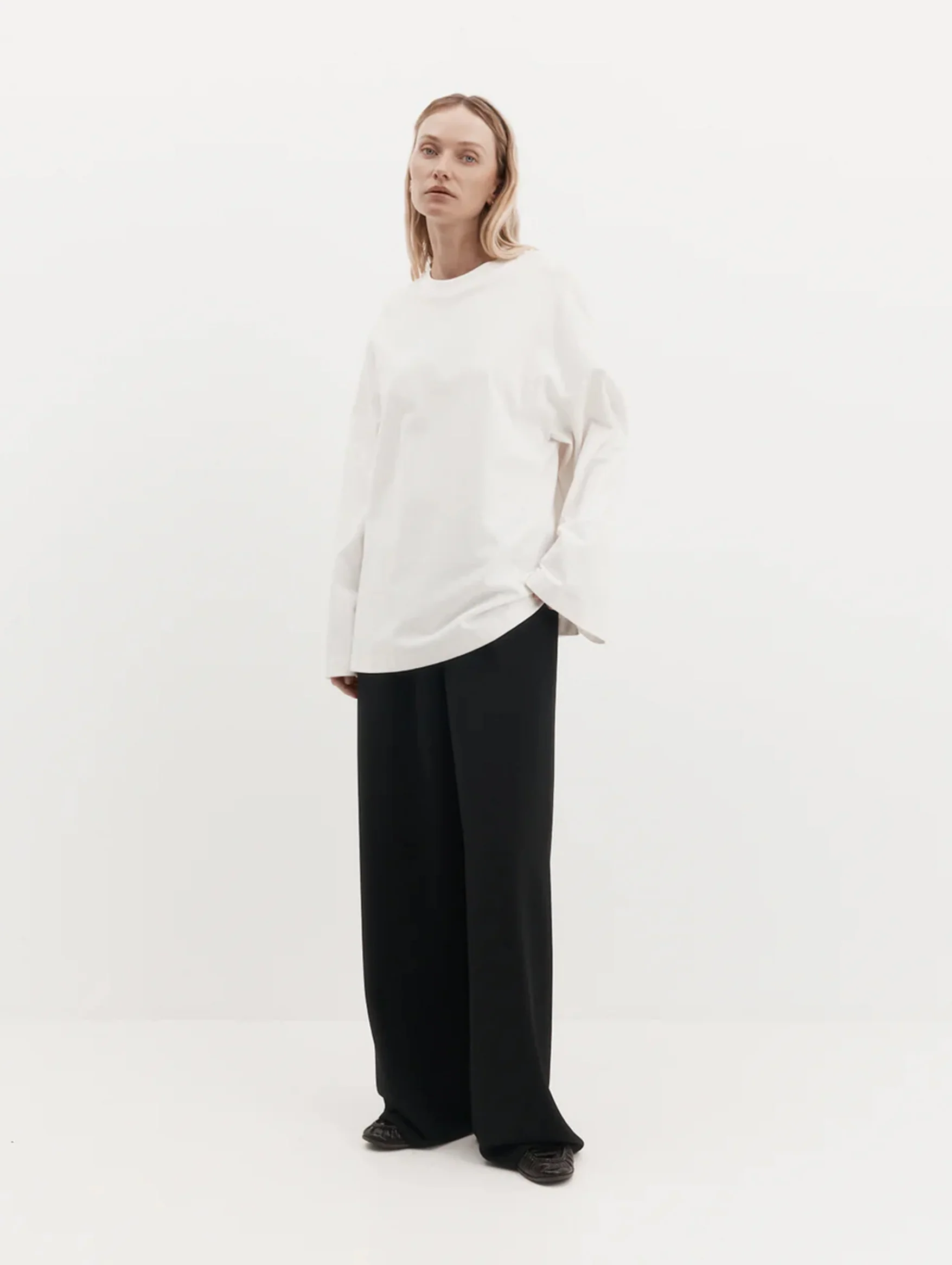 Gibson Long Sleeve T-Shirt in Ivory - Image 3