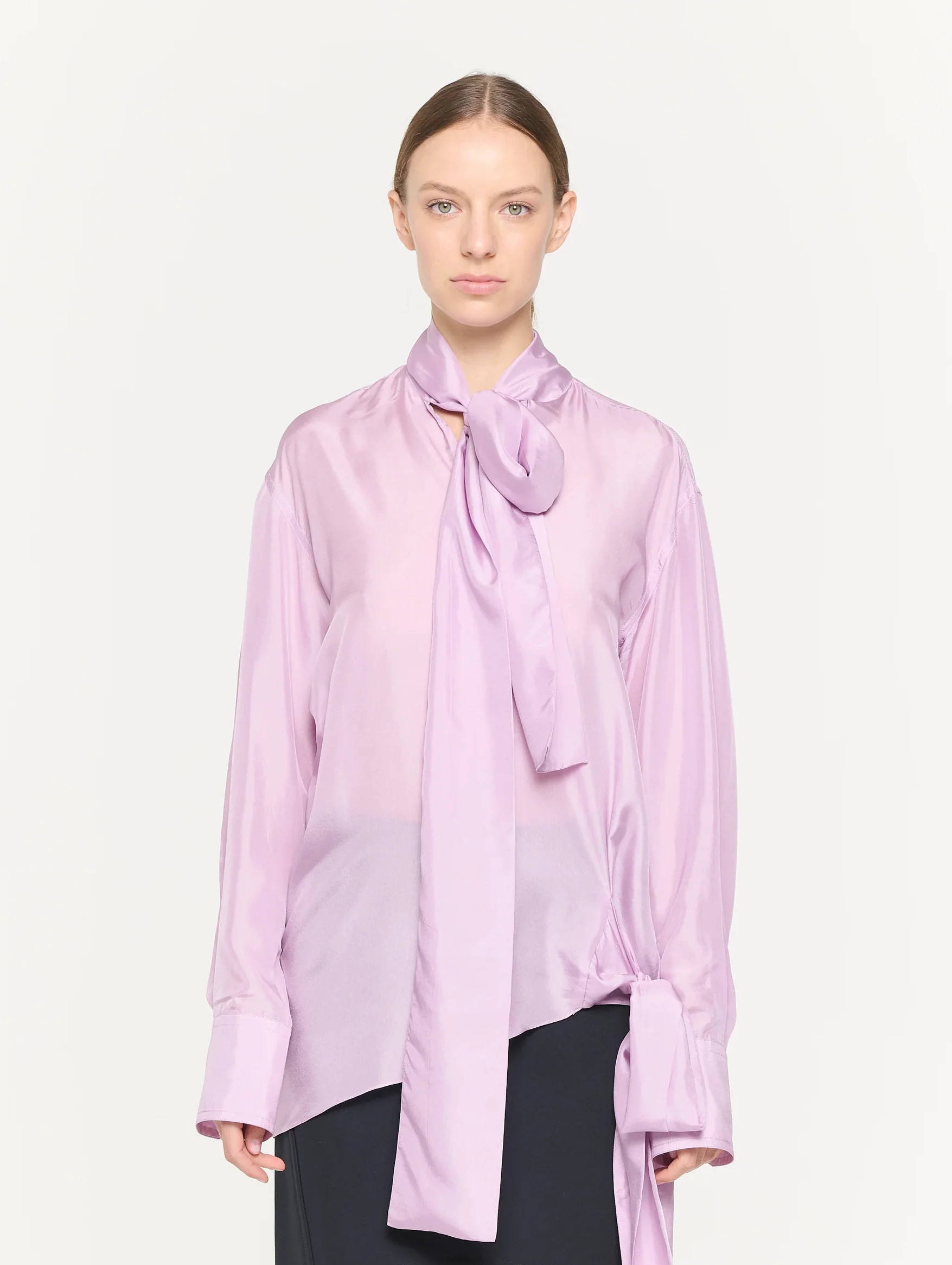 Haboutai Silk Shirt in Wisteria - Image 2