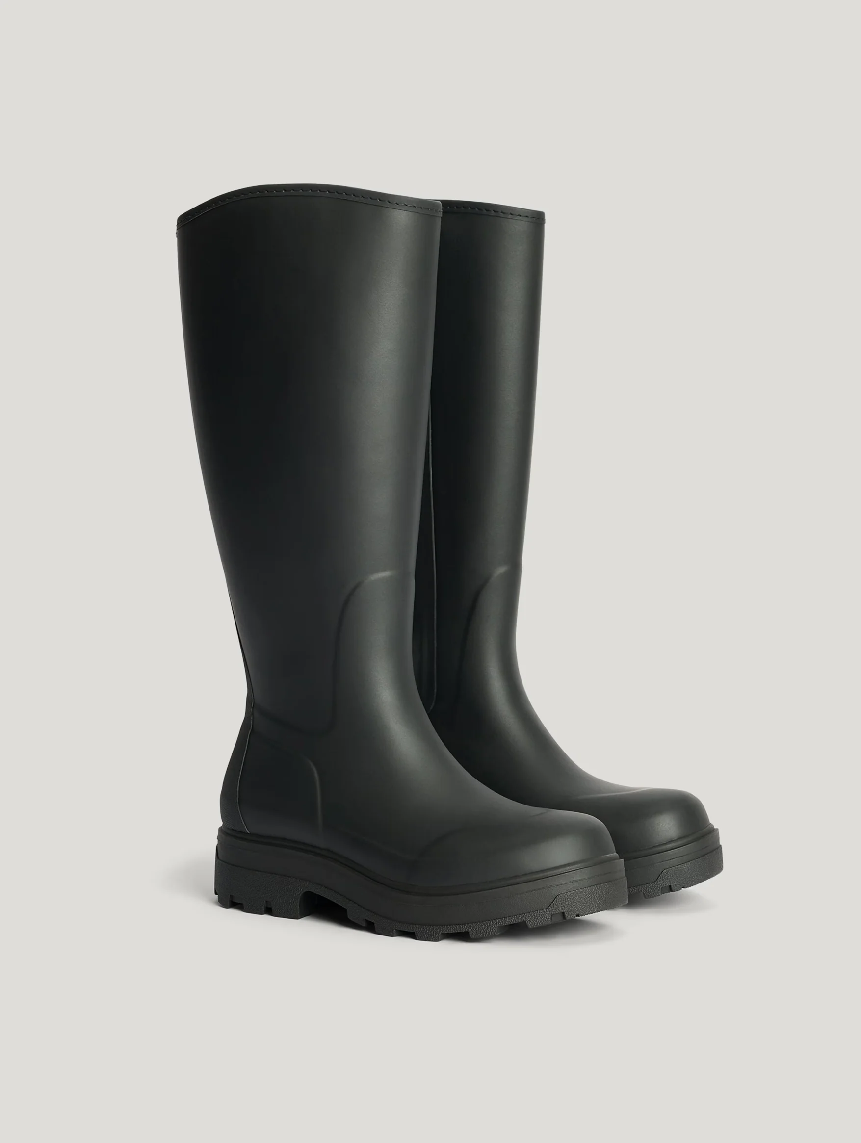 Ilse Wellie Boot in Black - Image 2