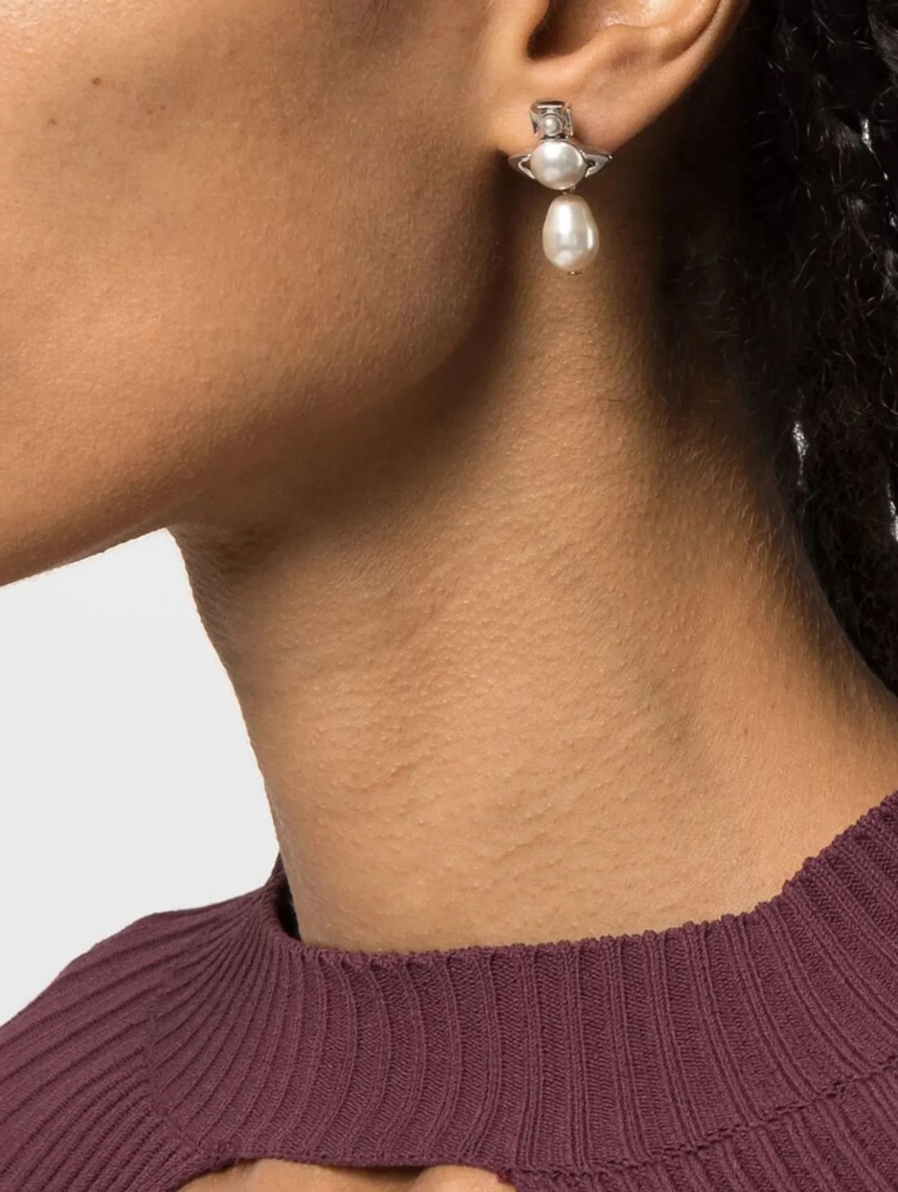 Inass Earrings in Platinum & Creamrose Pearl - Image 2