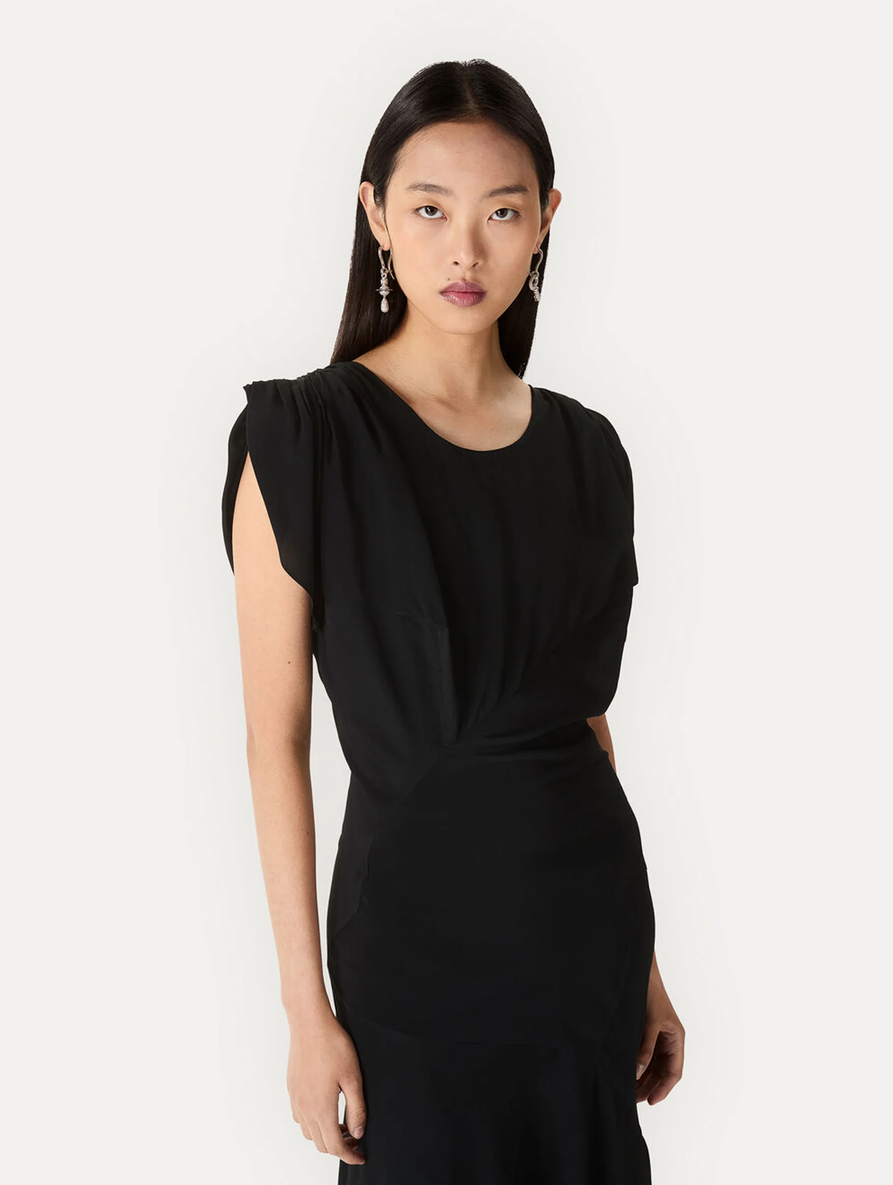 Justina Dress in Black - Image 4