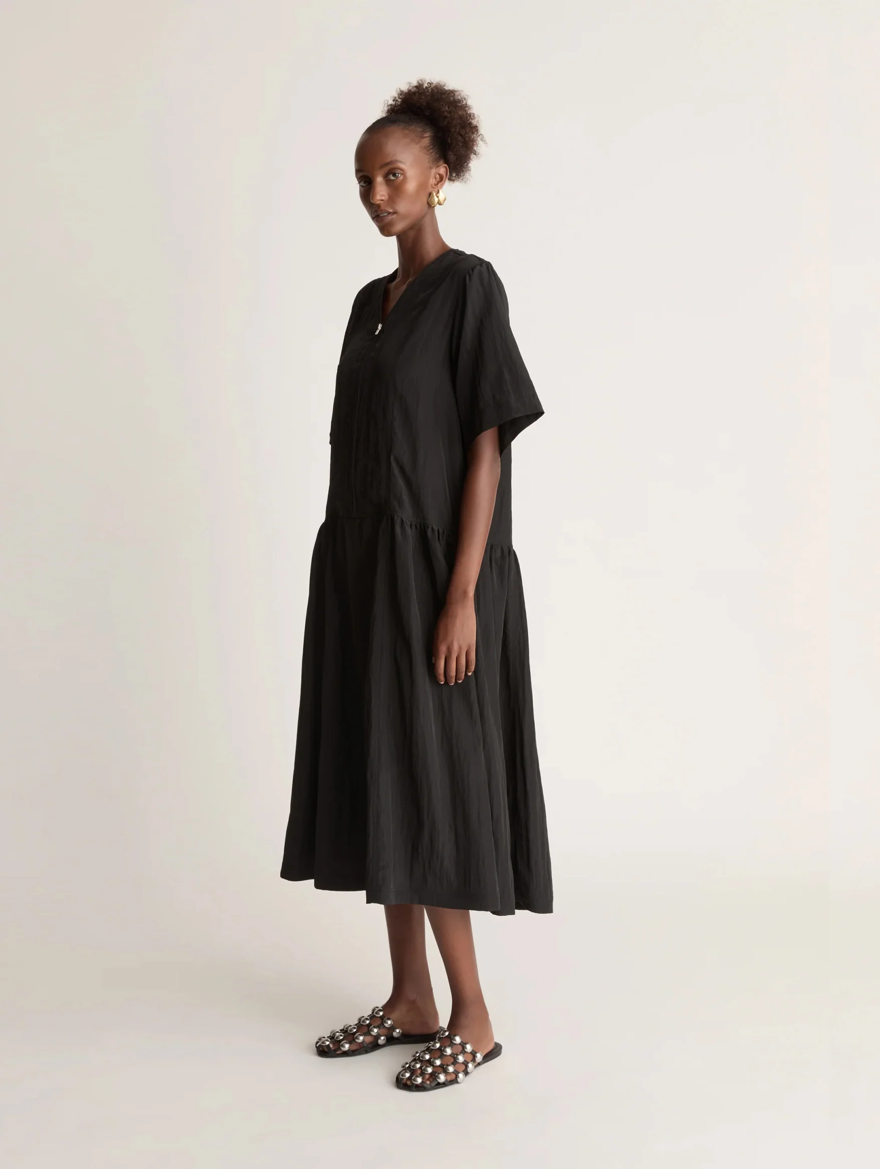 Kiki Dress in Black - Image 3