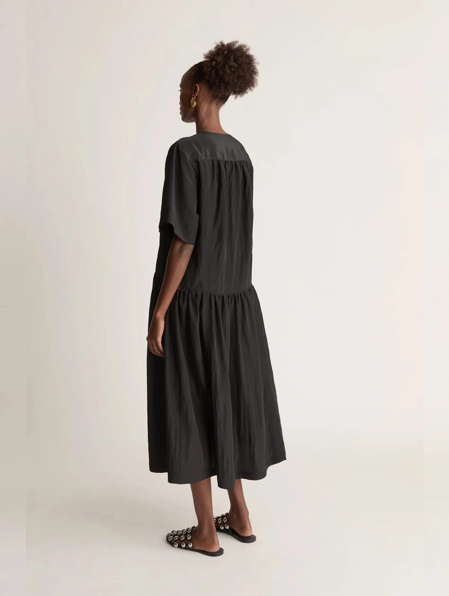 Kiki Dress in Black - Image 4