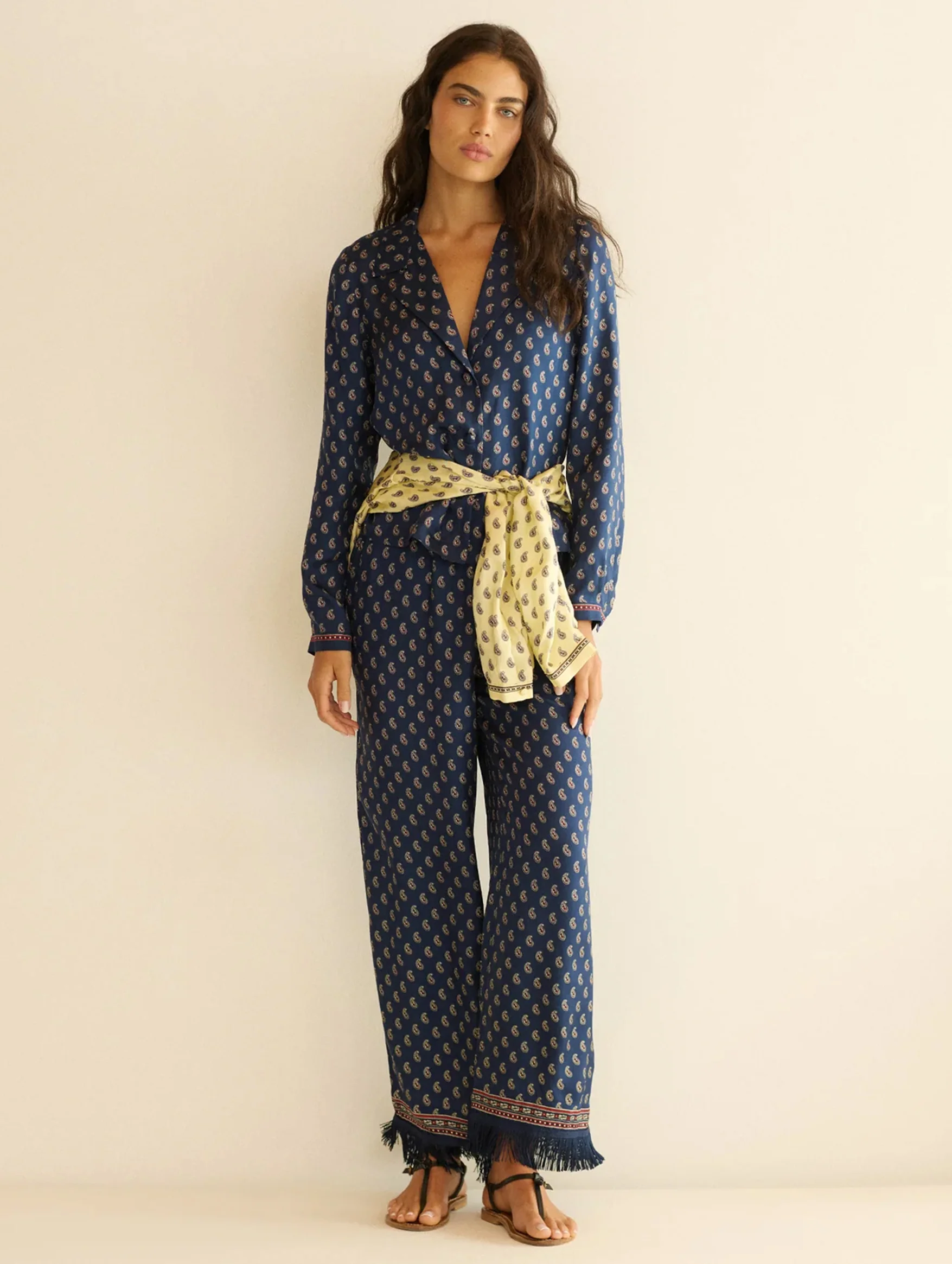 Lavon Fringe Pant in Bleu Taorina Paisley - Image 2