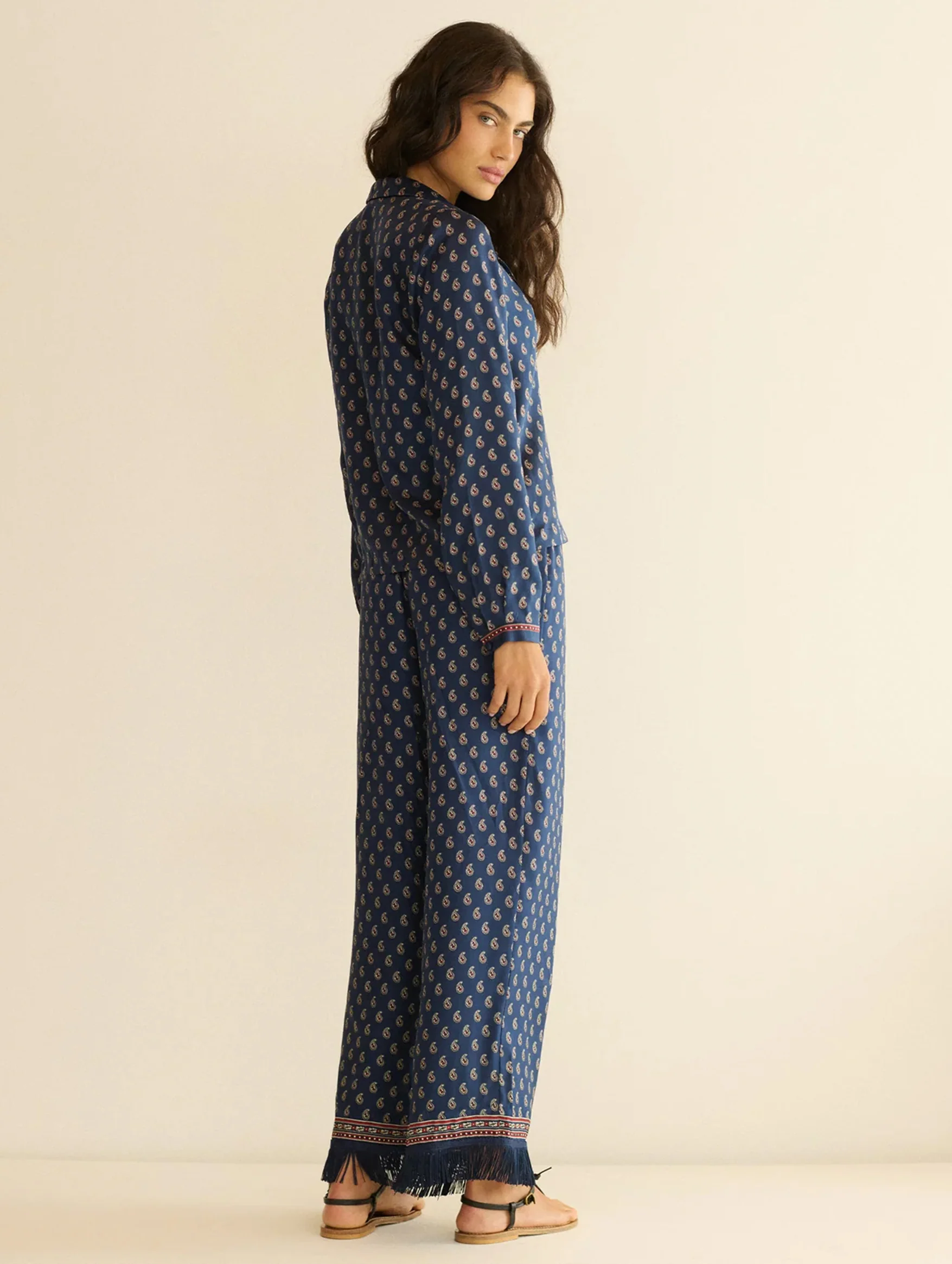 Lavon Fringe Pant in Bleu Taorina Paisley - Image 3