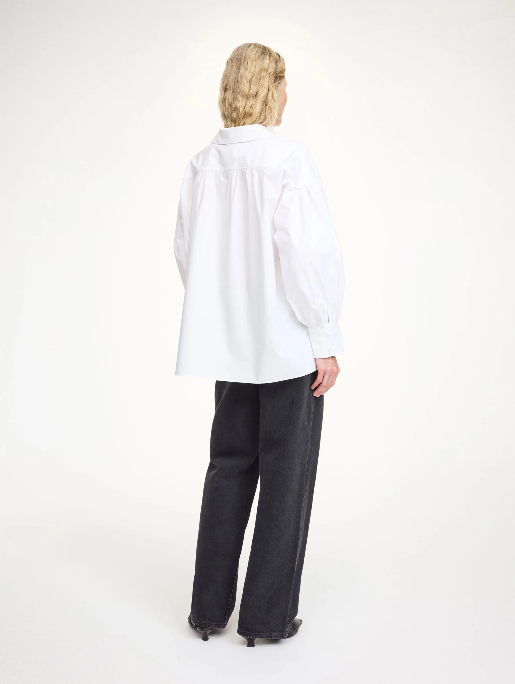Leonora Cotton Blouse in White - Image 3