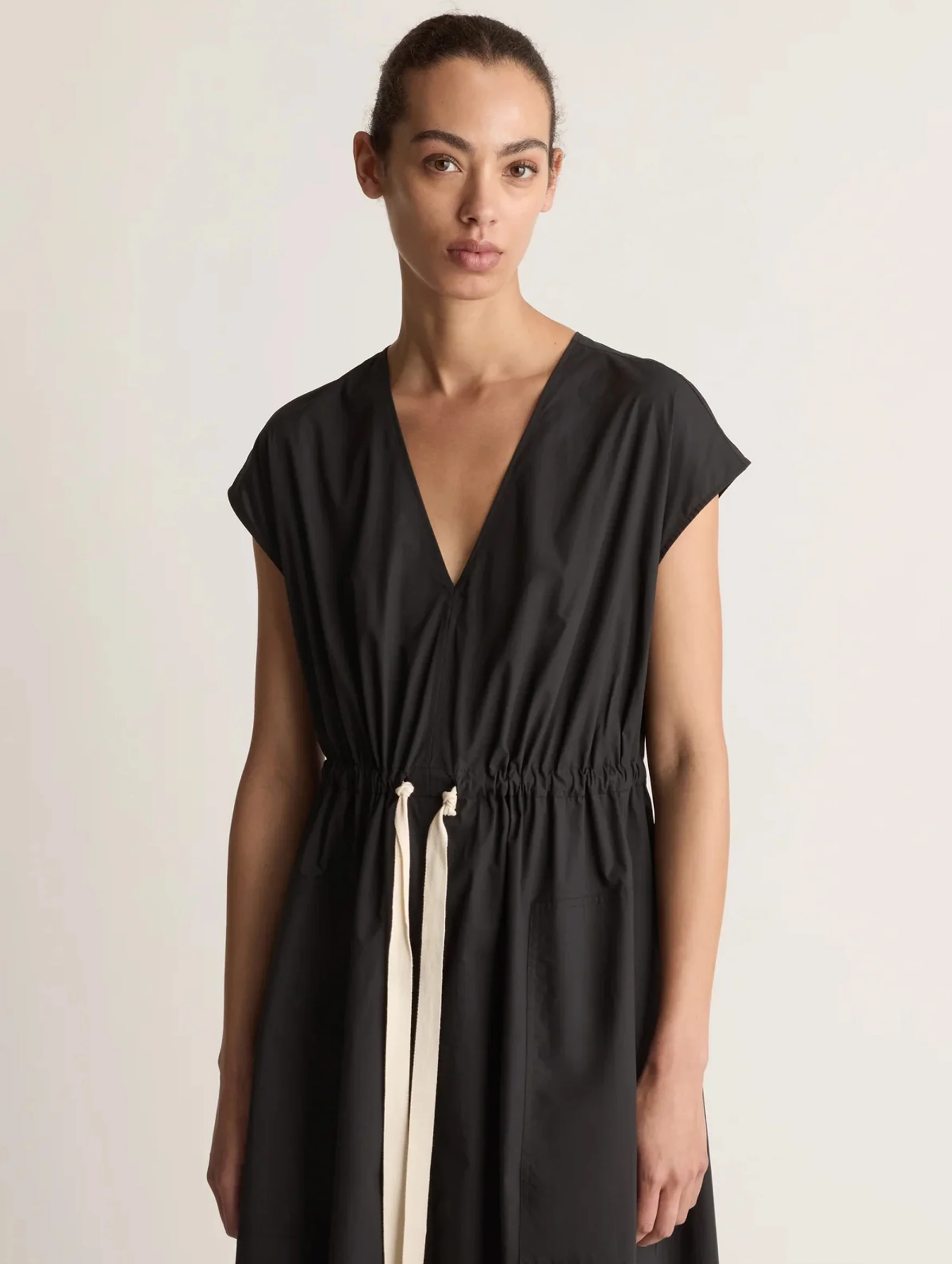 LM Poplin V Neck Dress in Black - Image 5