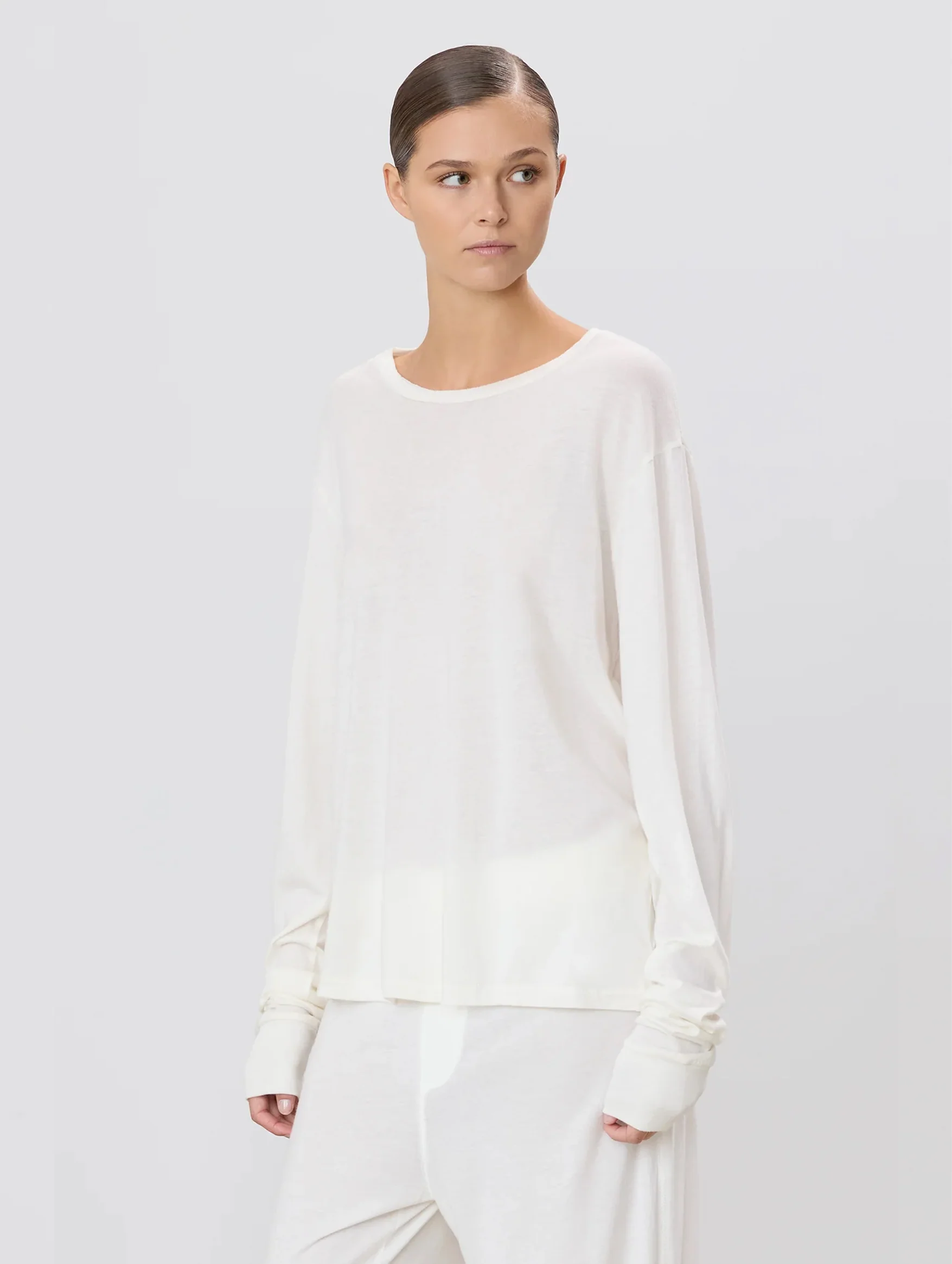 Long Sleeve Boyfriend T-Shirt in Ivory - Image 3