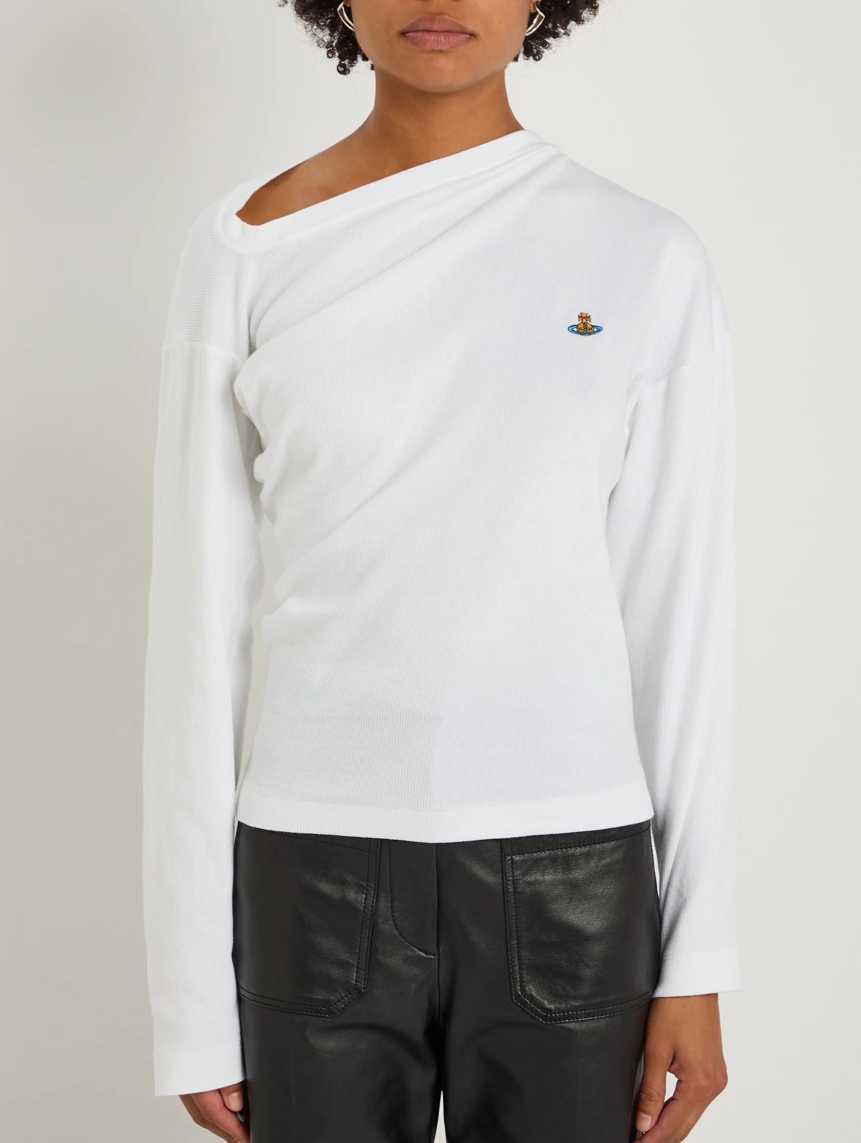 Long Sleeve Hebo Top in White - Image 2