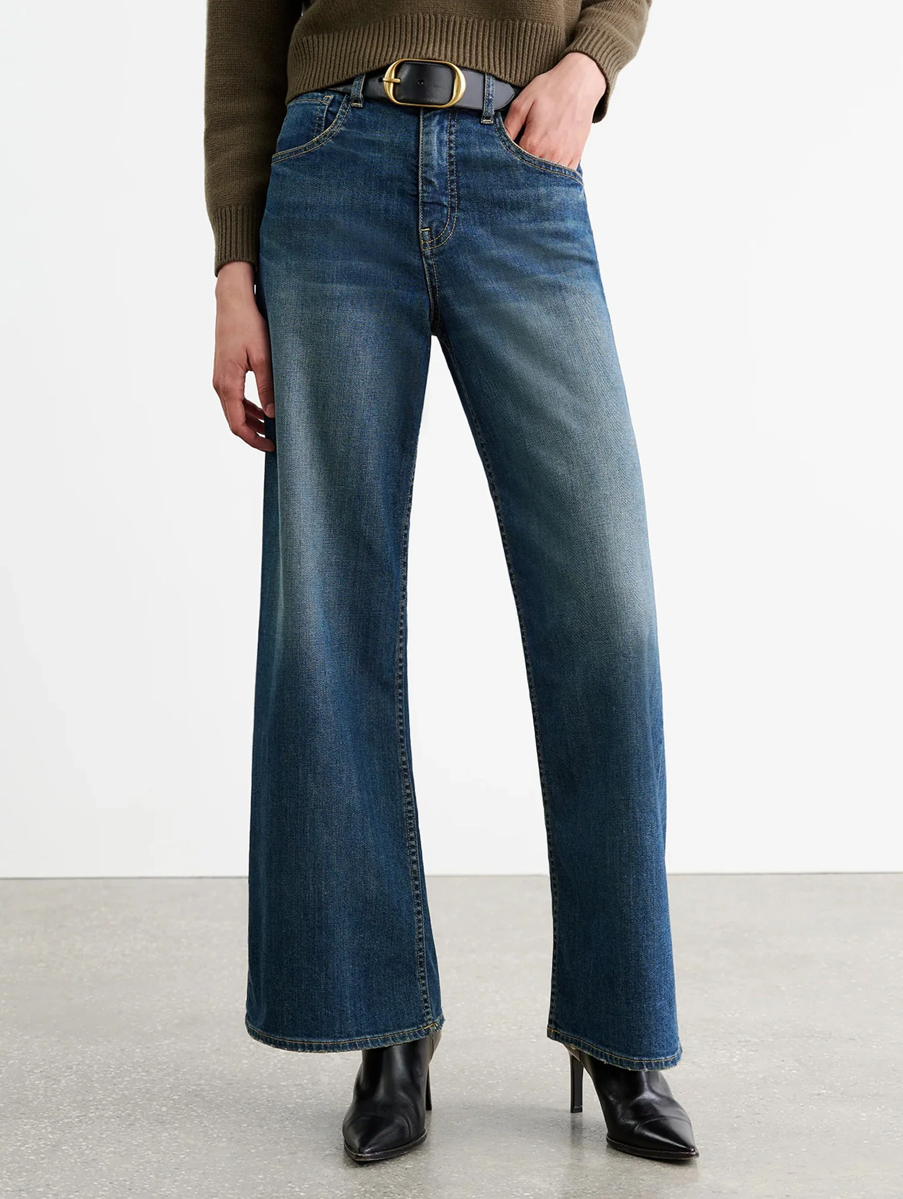 Marlene Jean in Classic Wash - Image 3
