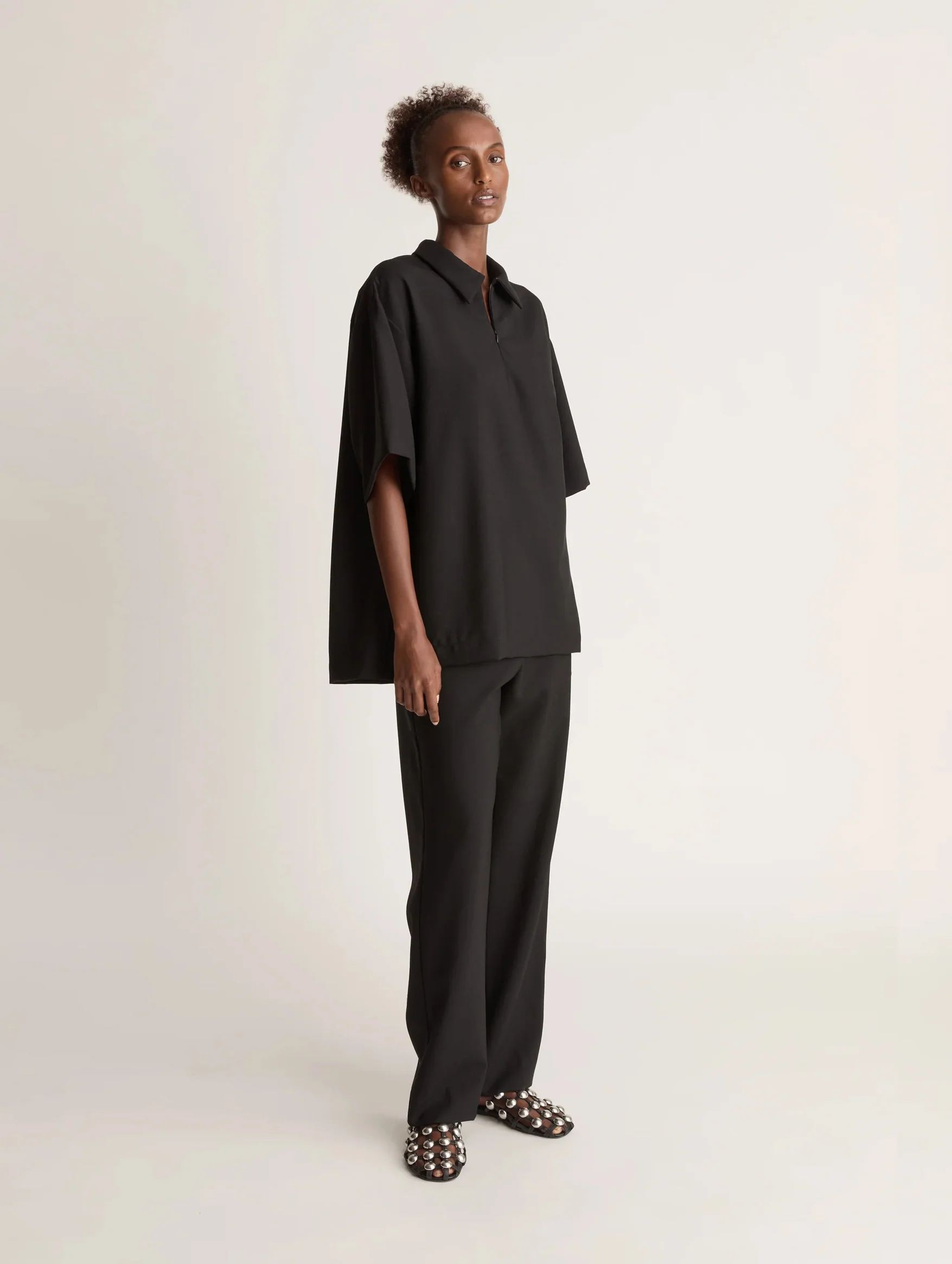 Mortimer Polo in Black - Image 3