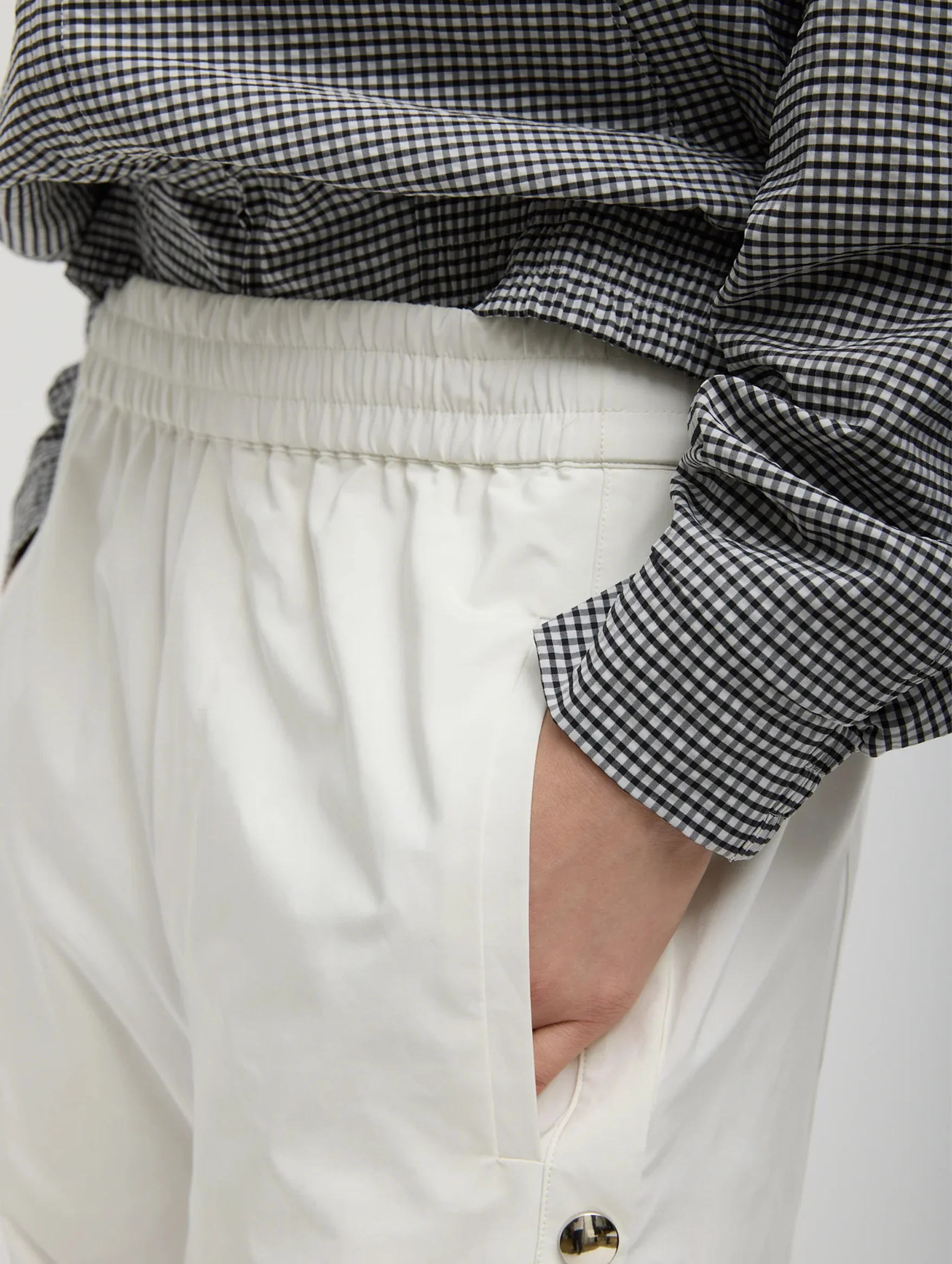 Nylon Snap Pull On Regular Jogger in White - Image 3